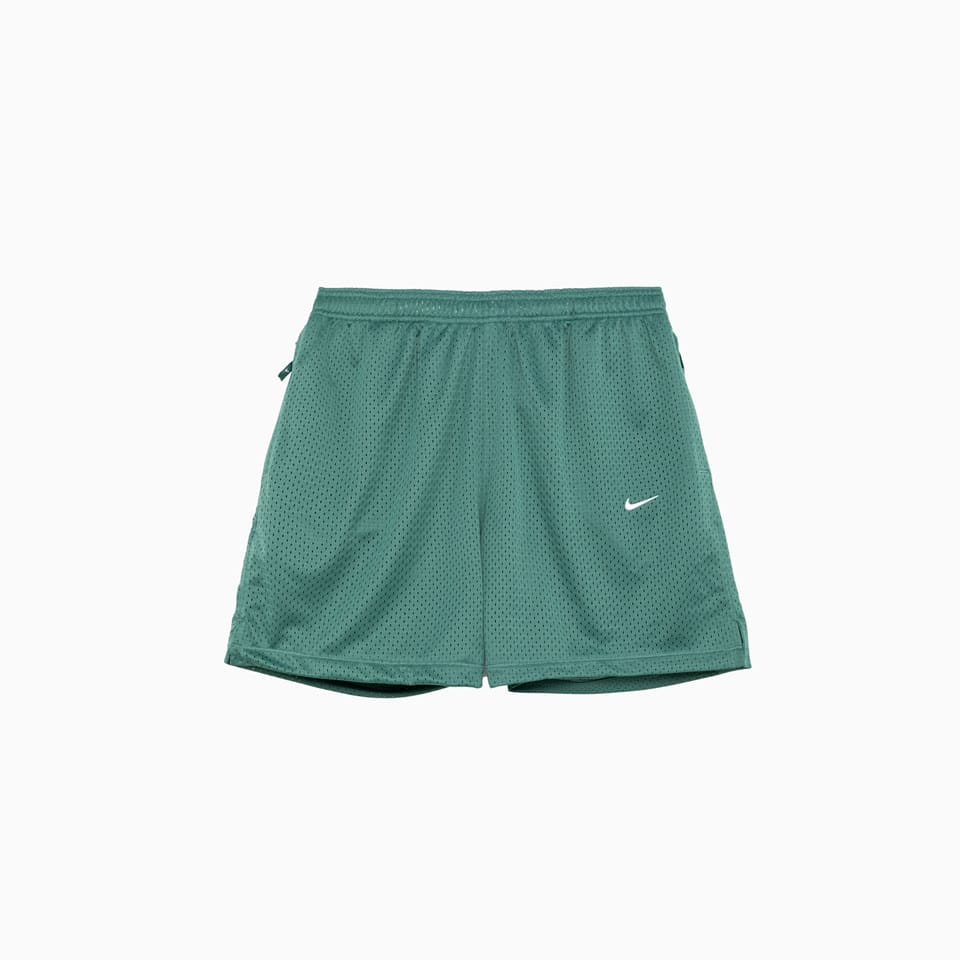 Nike Sportswear Swoosh Shorts Fn3904-361 In Green