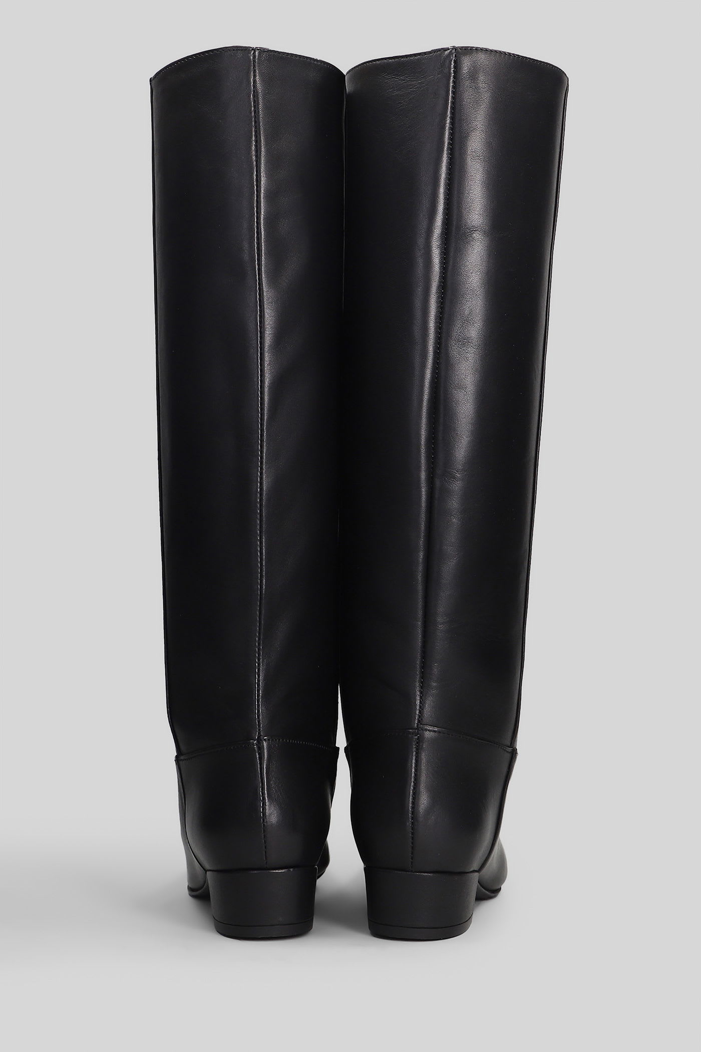 Fabio Rusconi Low Heels Boots In Black Leather In Black