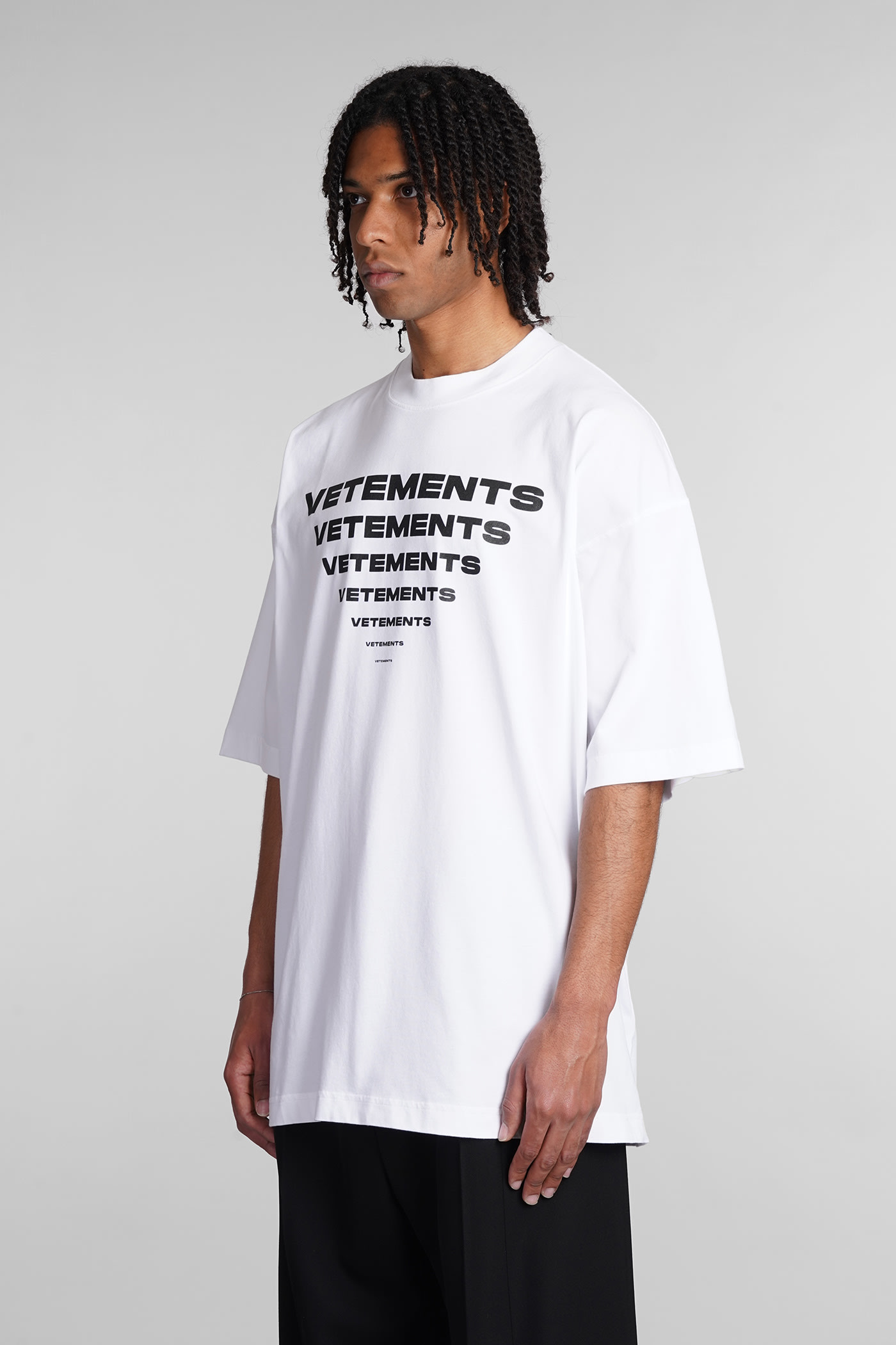 Shop Vetements T-shirt In White Cotton