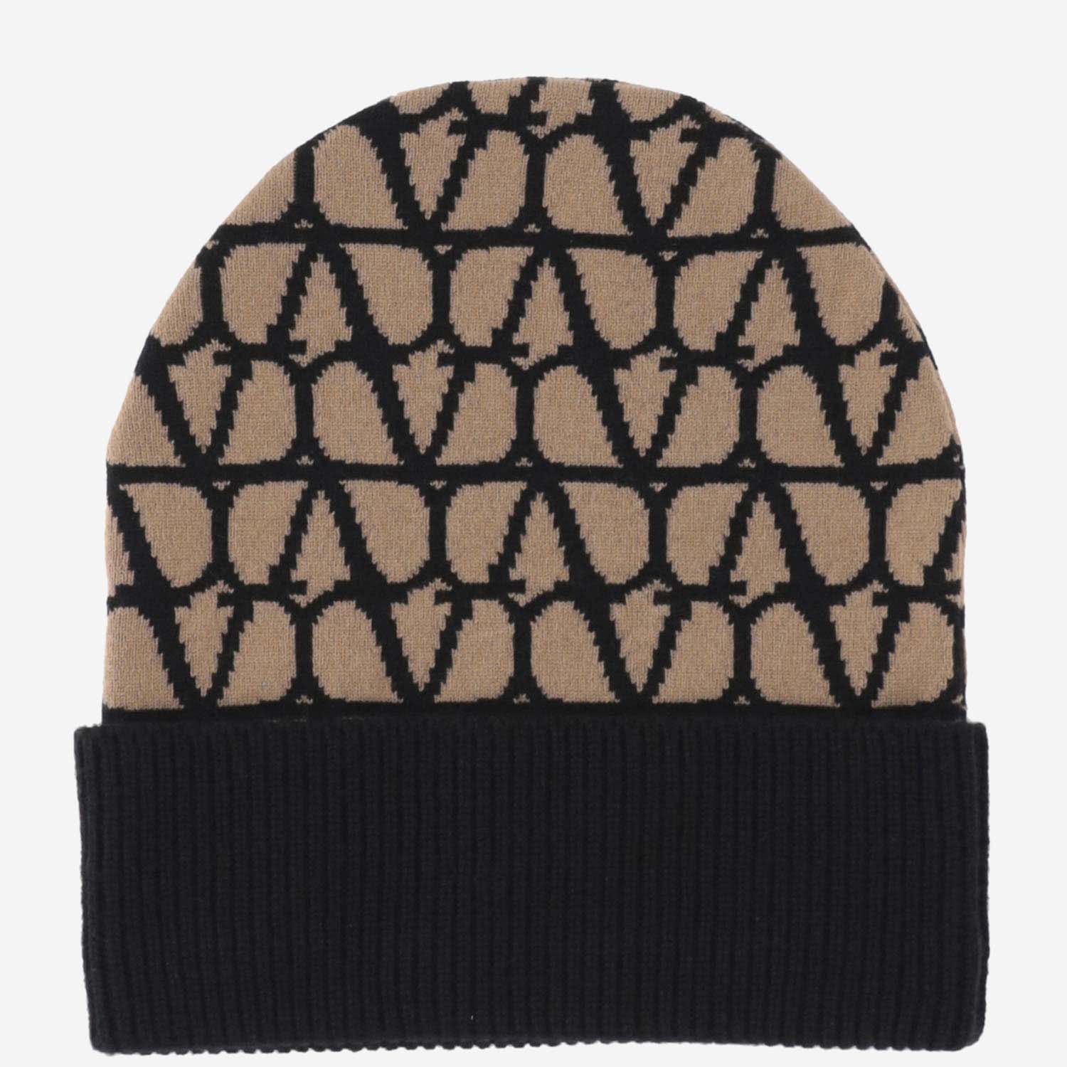 VGOLD Cashmere Beanie in Pink - Valentino