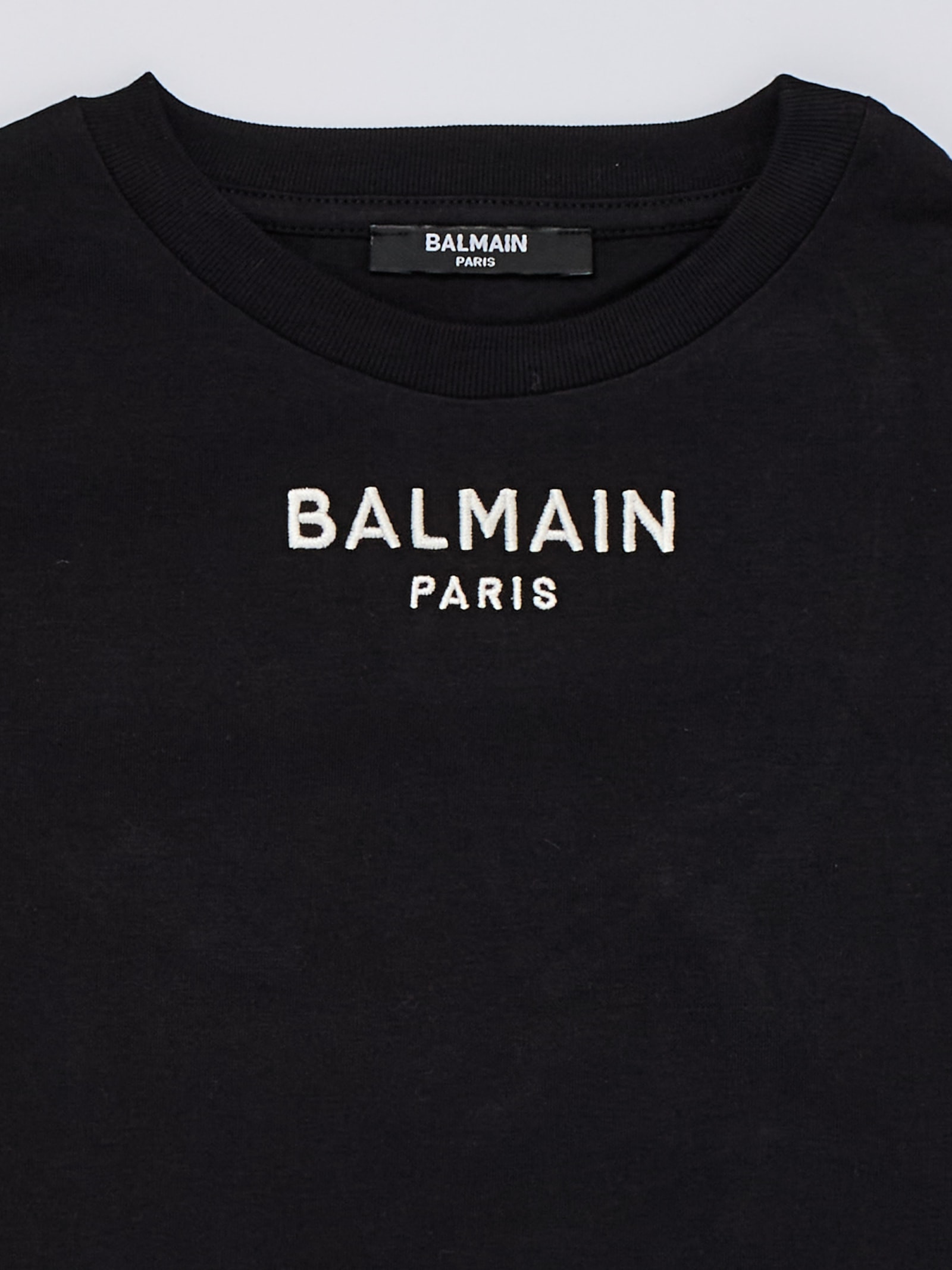 Shop Balmain T-shirt T-shirt In Nero-bianco