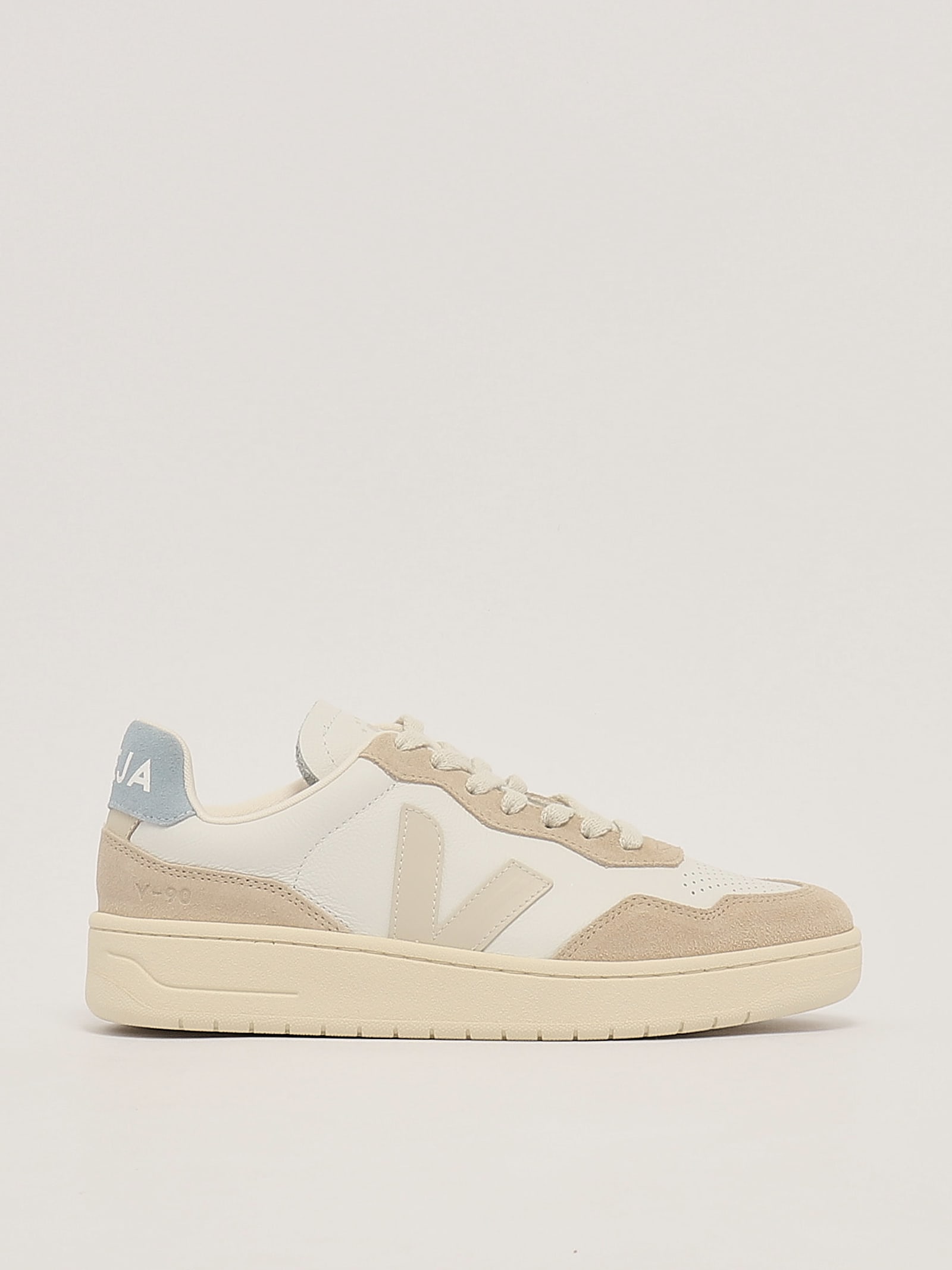 VEJA LEATHER SNEAKER 