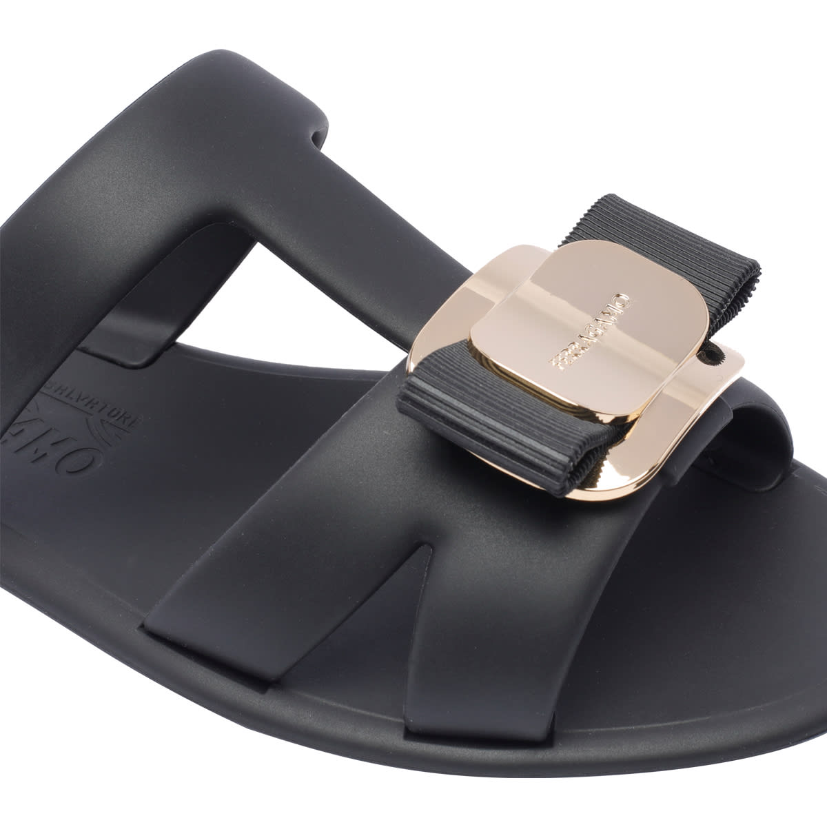 サンダル・ミュール FERRAGAMO ACQUA LEATHER SANDALS Ferragamo Women Acqua Leather Sandals In Black | ModeSens