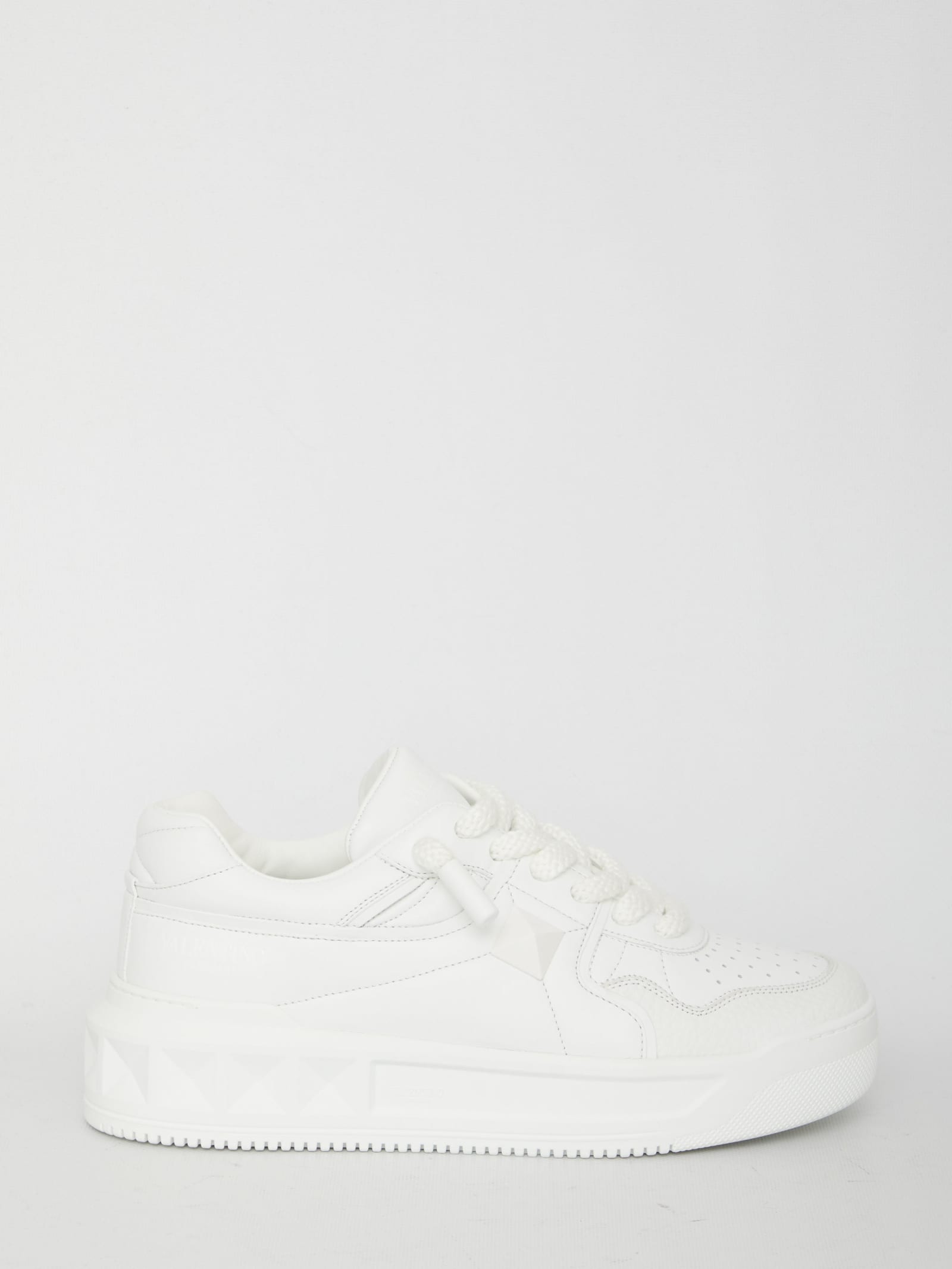 VALENTINO GARAVANI LOW-TOP ONE STUD XL SNEAKERS