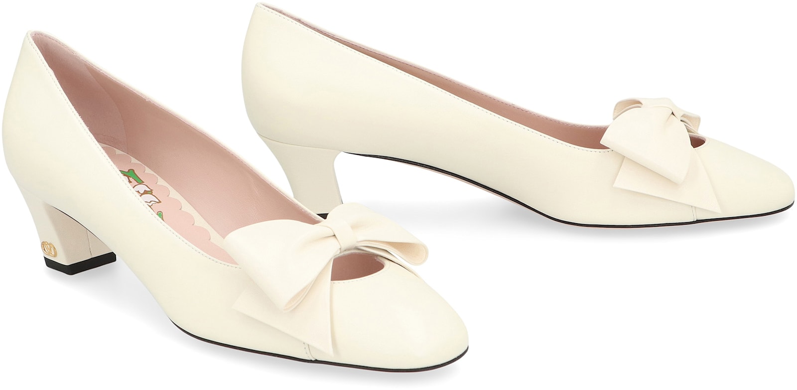 Shop Valentino Garavani - Bowow Leather Pumps In Ivory