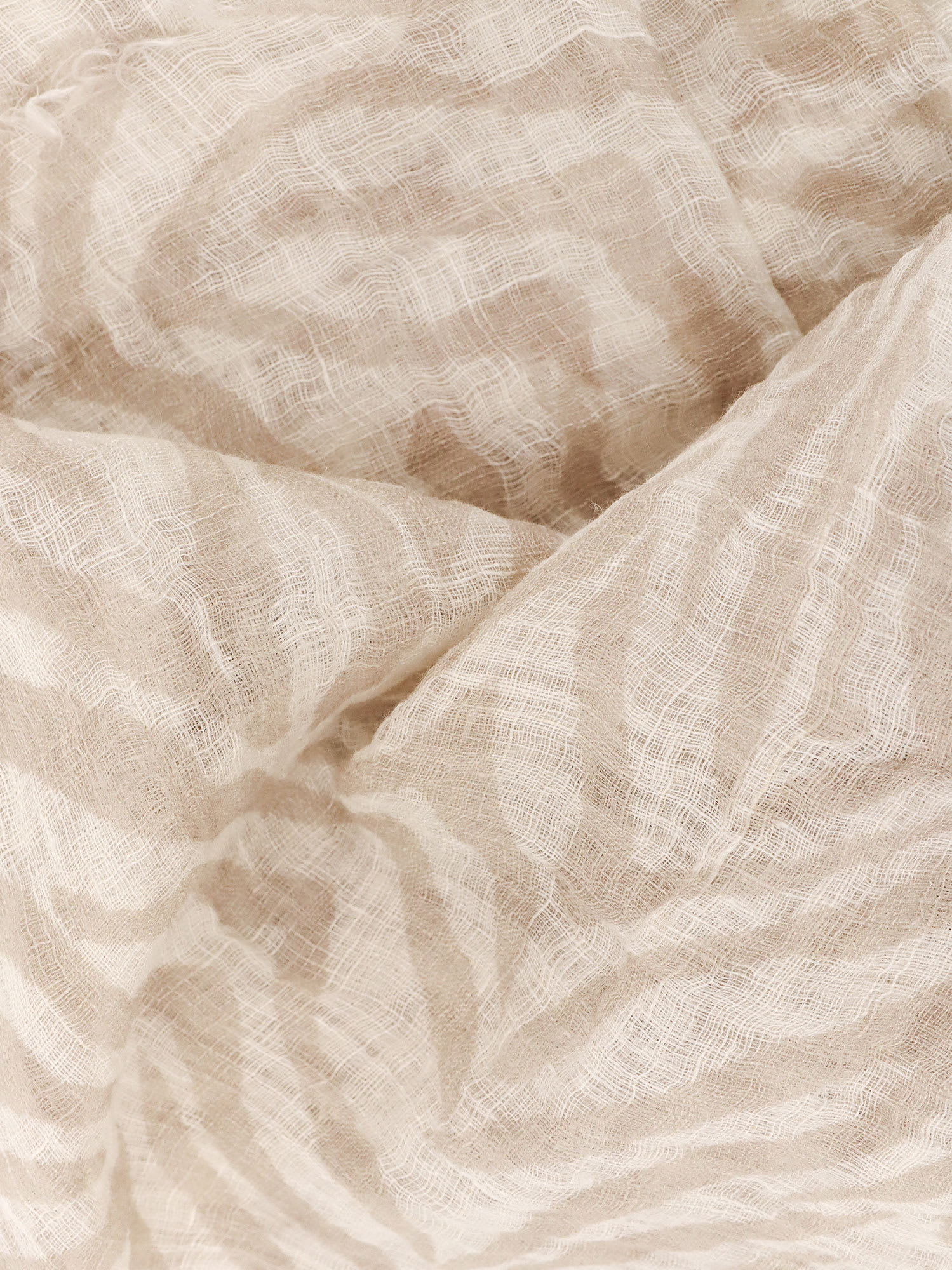 Brunello Cucinelli Ethnic Print Linen Scarf In Beige