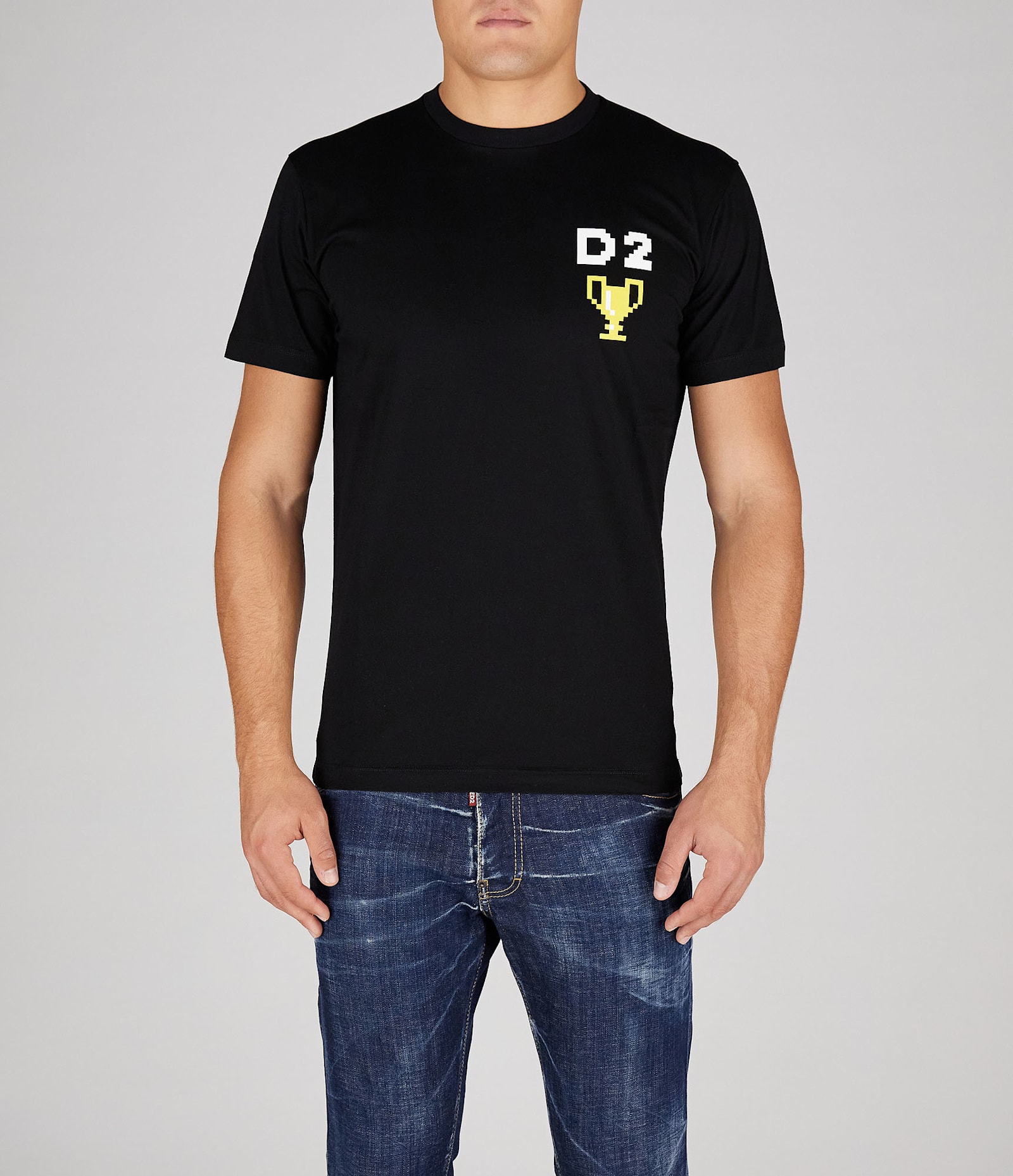 Shop Dsquared2 T-shirts In Black