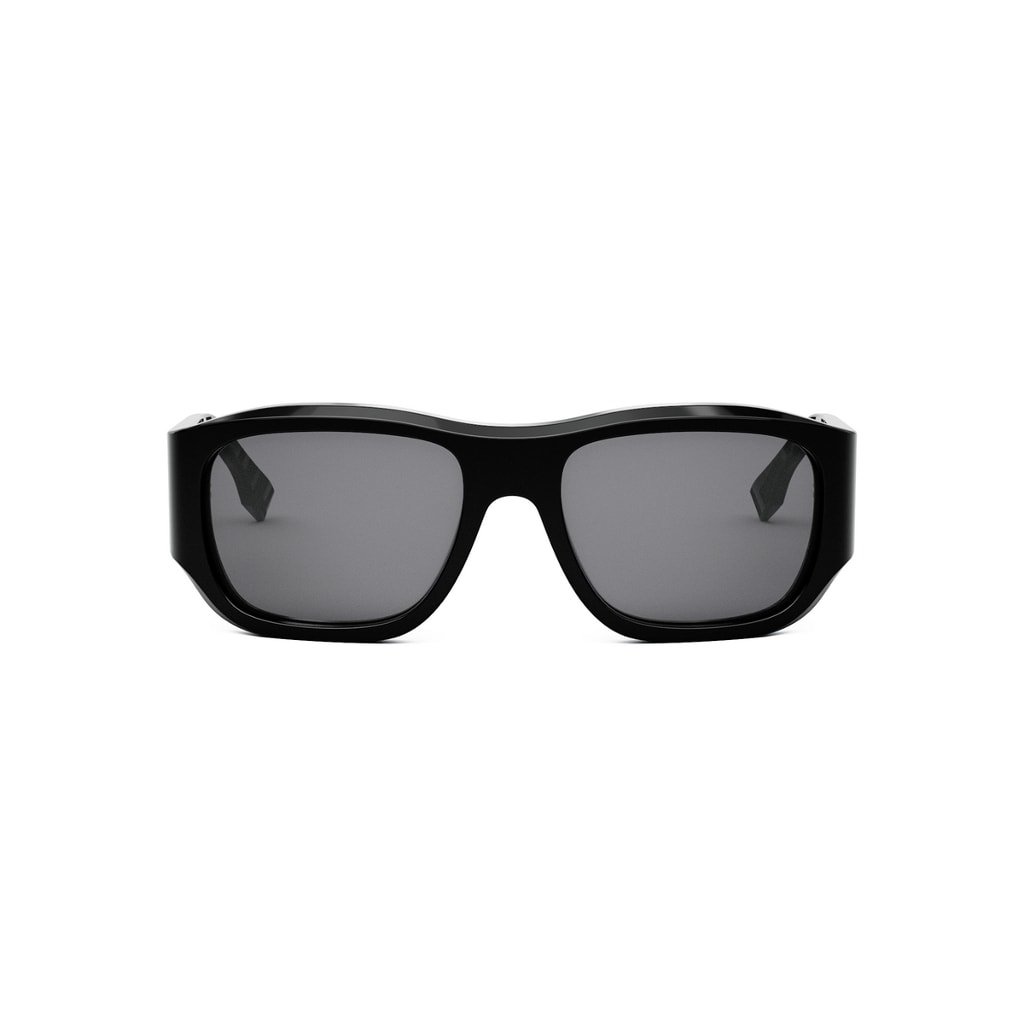 Shop Fendi Fe401117i 01a Sunglasses