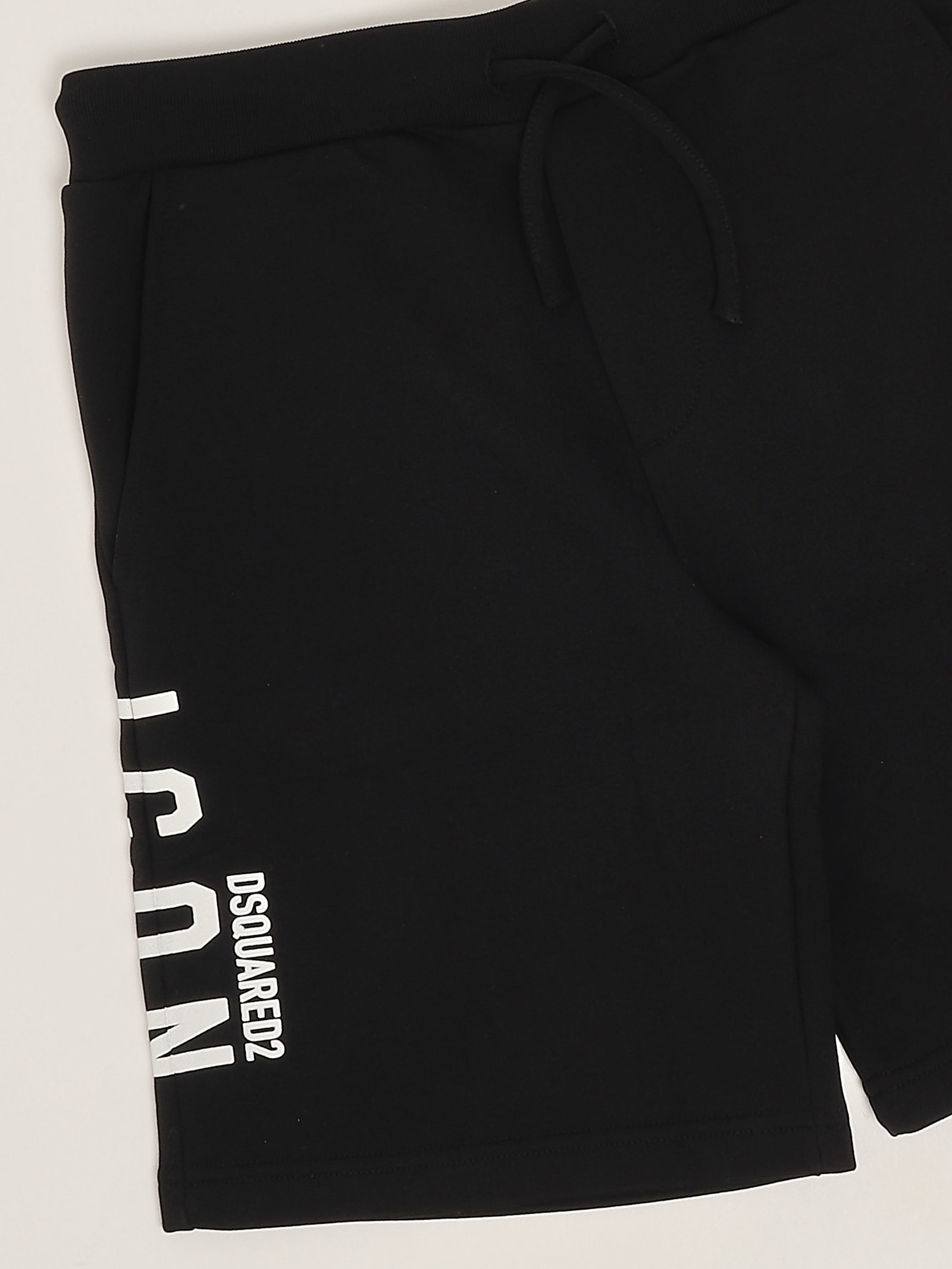 Dsquared2 Icon Sweatshorts Shorts In Black