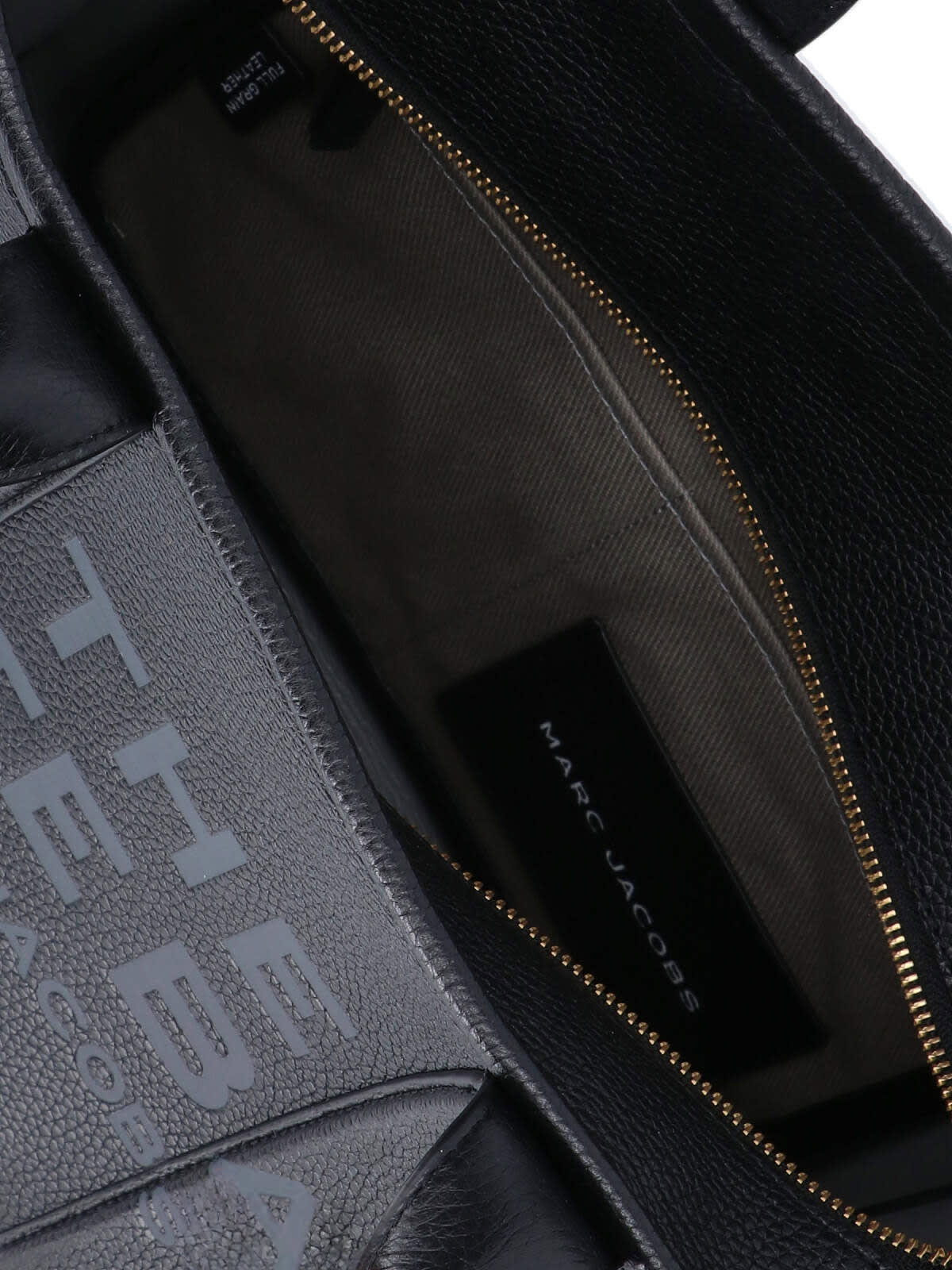 Marc Jacobs The Medium Tote Bag In Black