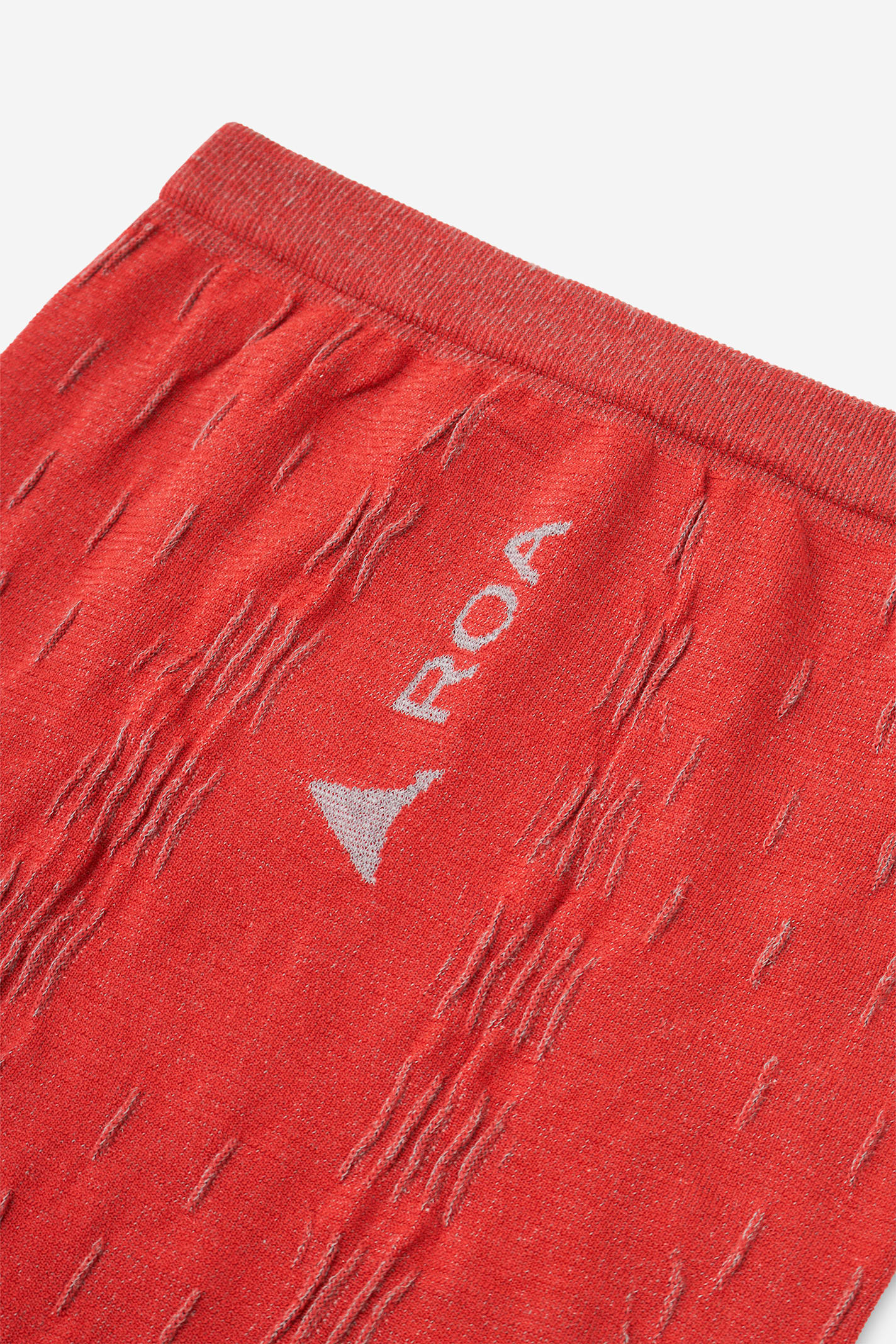 Roa Golm Dryarn Accessory In Red