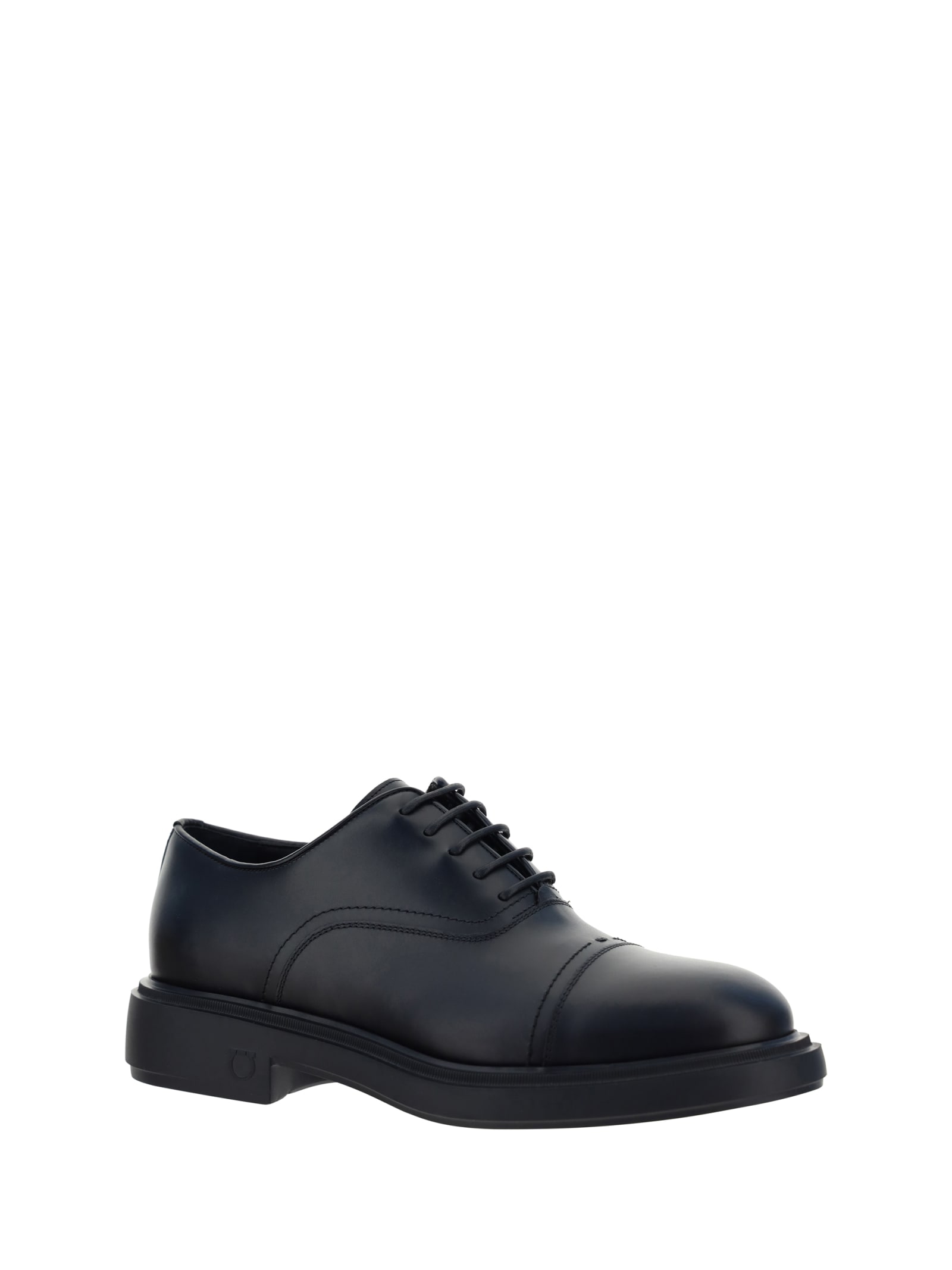 Ferragamo Balmoral Oxford Shoes In 001
