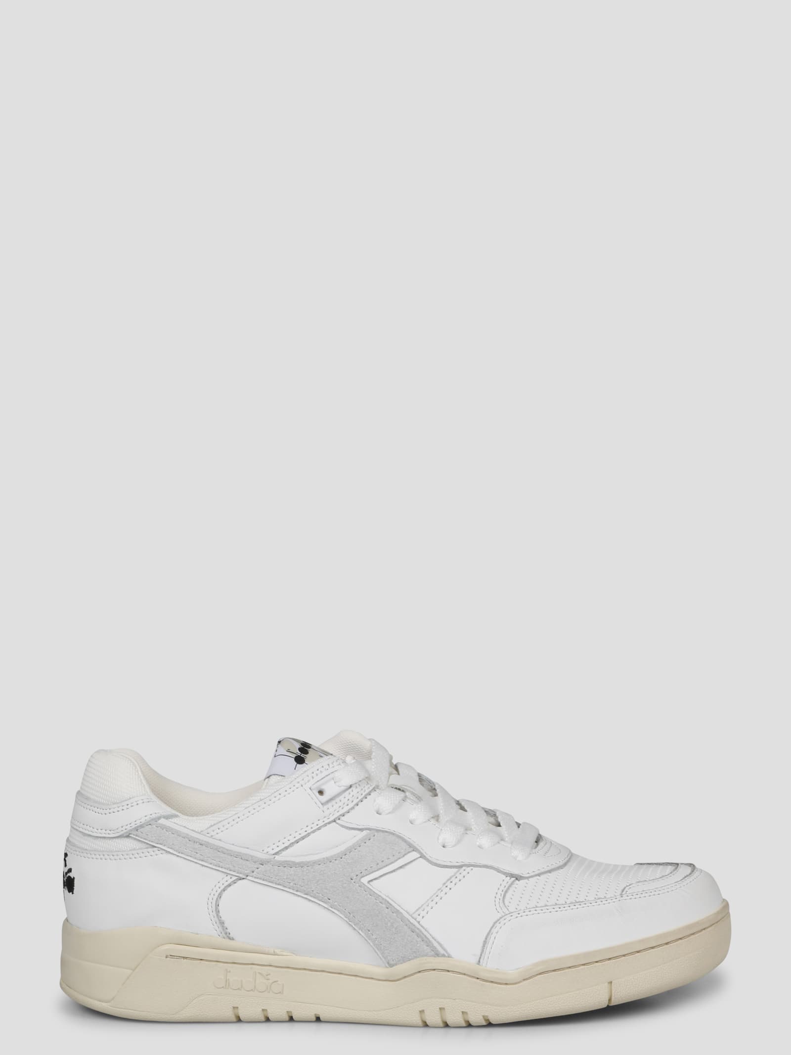 B.560 Used Sneakers