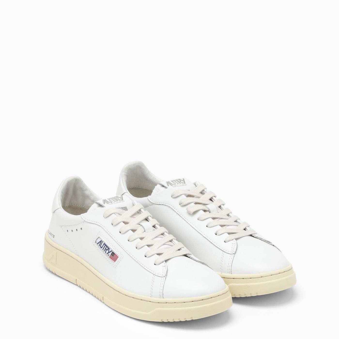 Shop Autry White Dallas Sneakers In Leather In Bianco