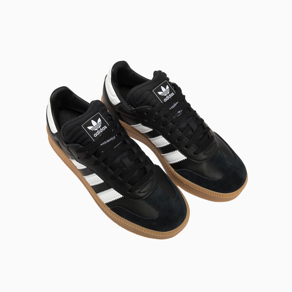 Adidas Originals Samba Xlg Lace-up Sneakers In Cblack Ftwwht