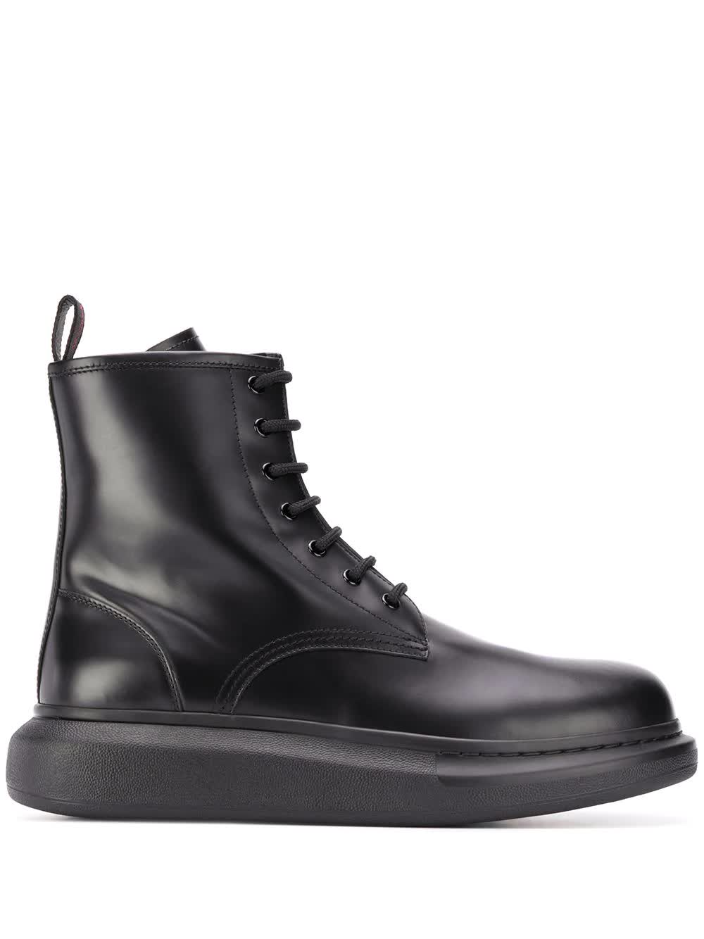 ALEXANDER MCQUEEN MAN OVERSIZE ANKLE BOOT IN BLACK LEATHER,586191-WHX51 1000