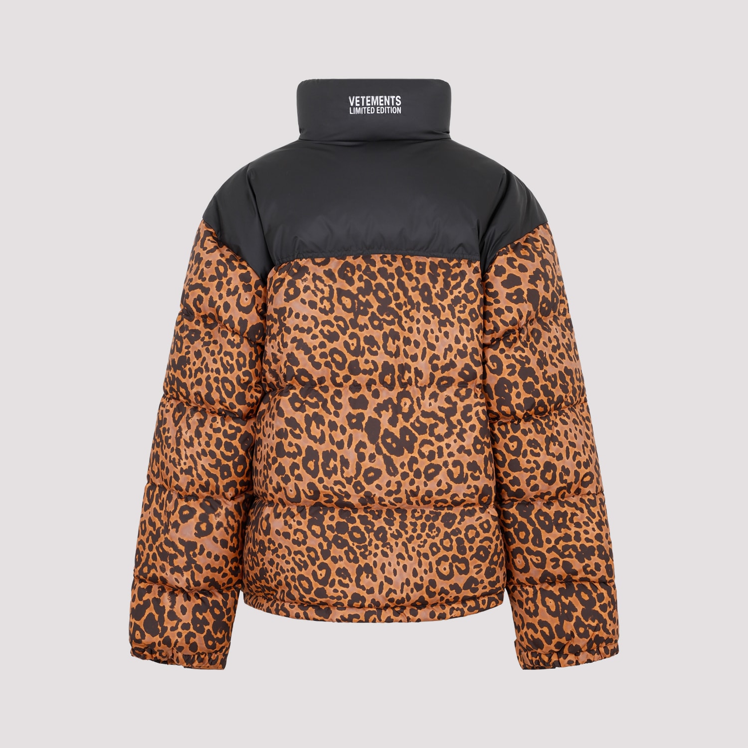 Shop Vetements Leopard Logo Puffer Jacket