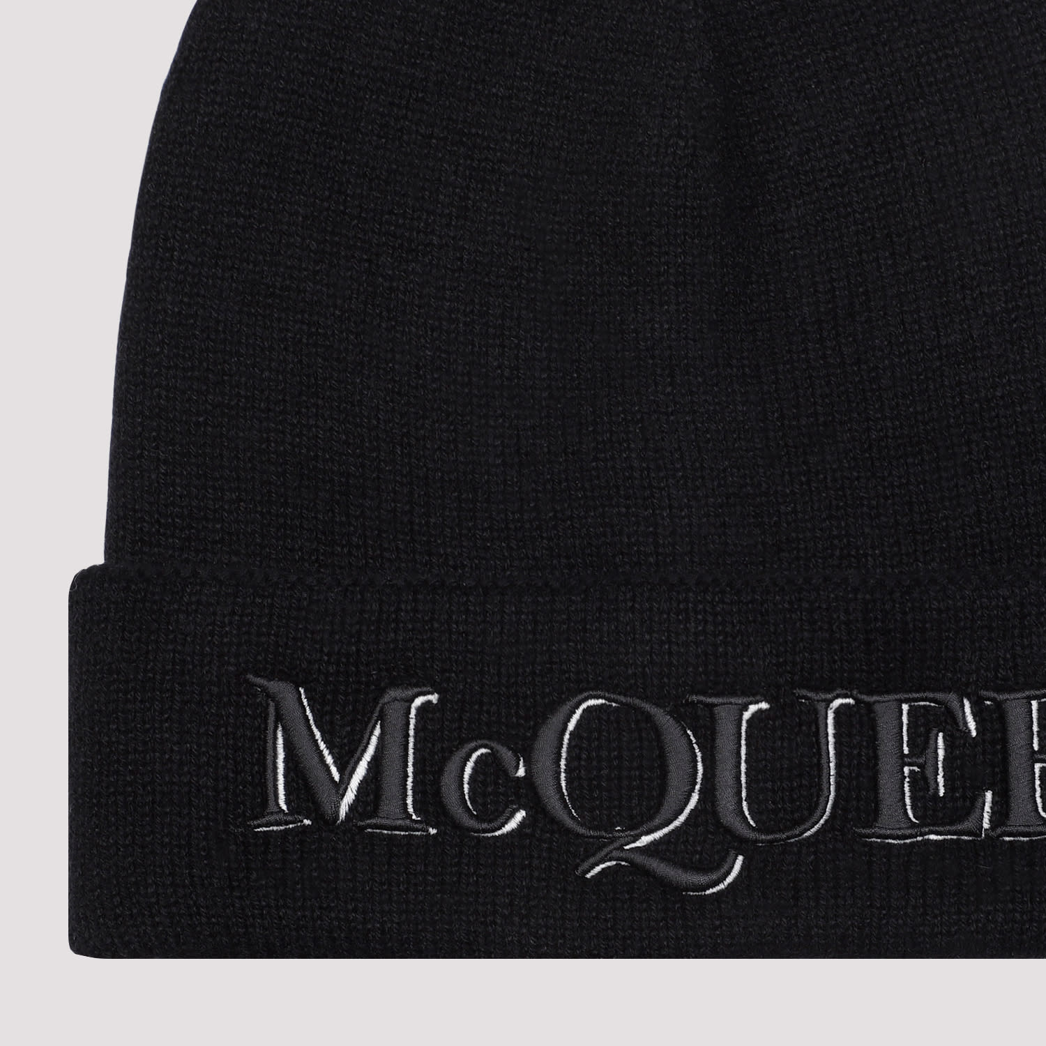 Shop Alexander Mcqueen Cashmere Hat In Black Ivory