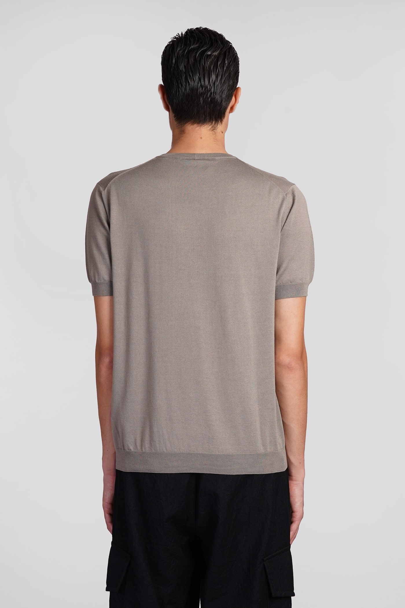 Shop Giorgio Armani T-shirt In Beige Silk