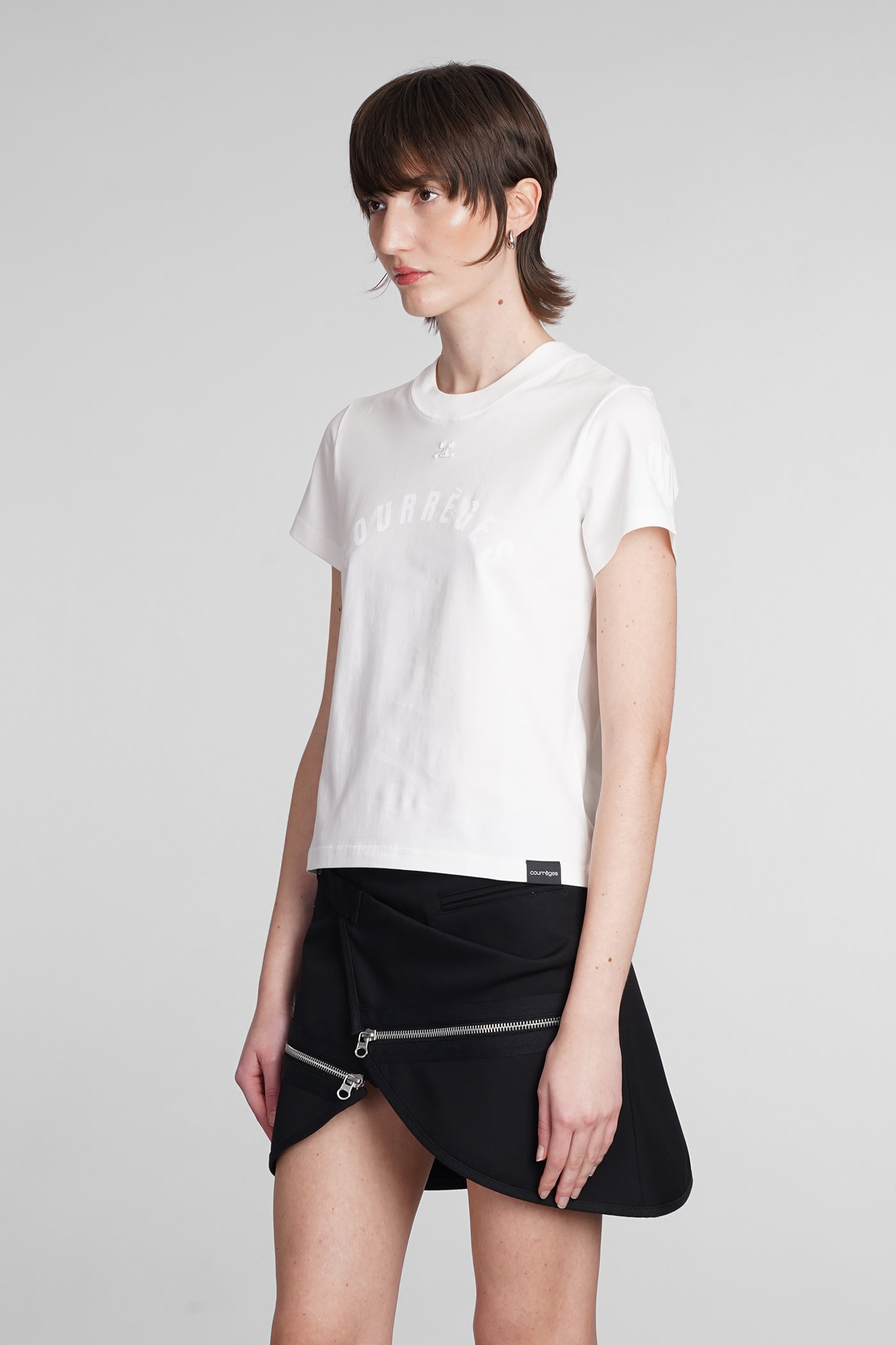 COURRÈGES LOGO PRINT ROUND NECK T-SHIRT