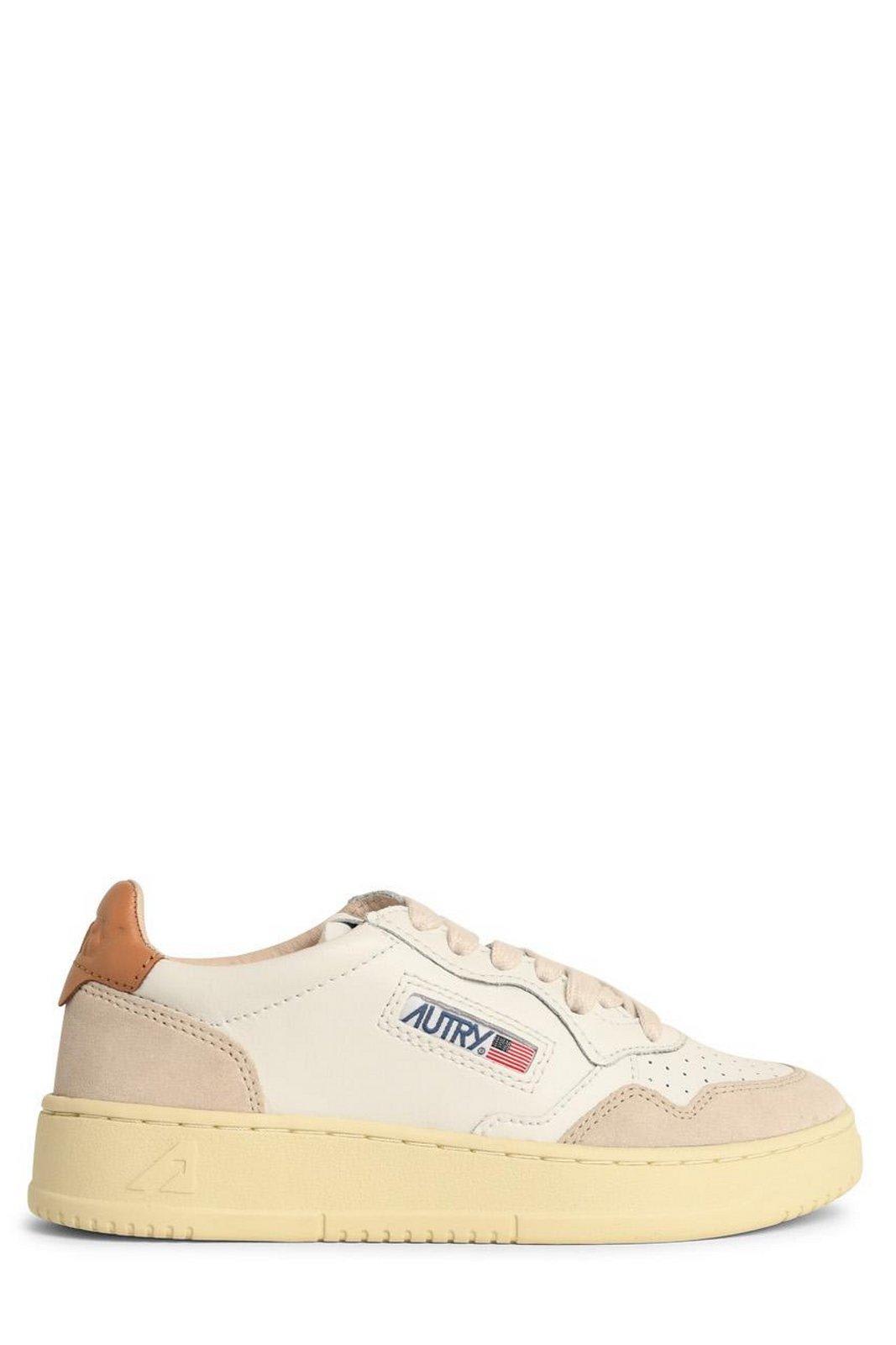 Medalist Low-top Sneakers