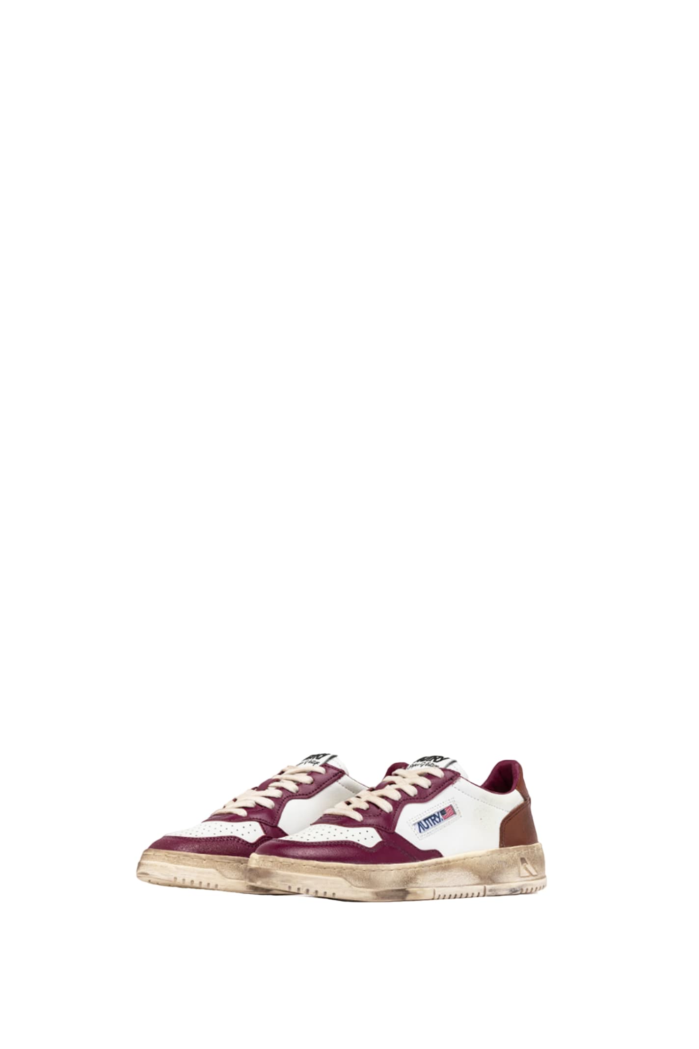 Shop Autry Sneakers Medalist Low Super Vintage In Brown