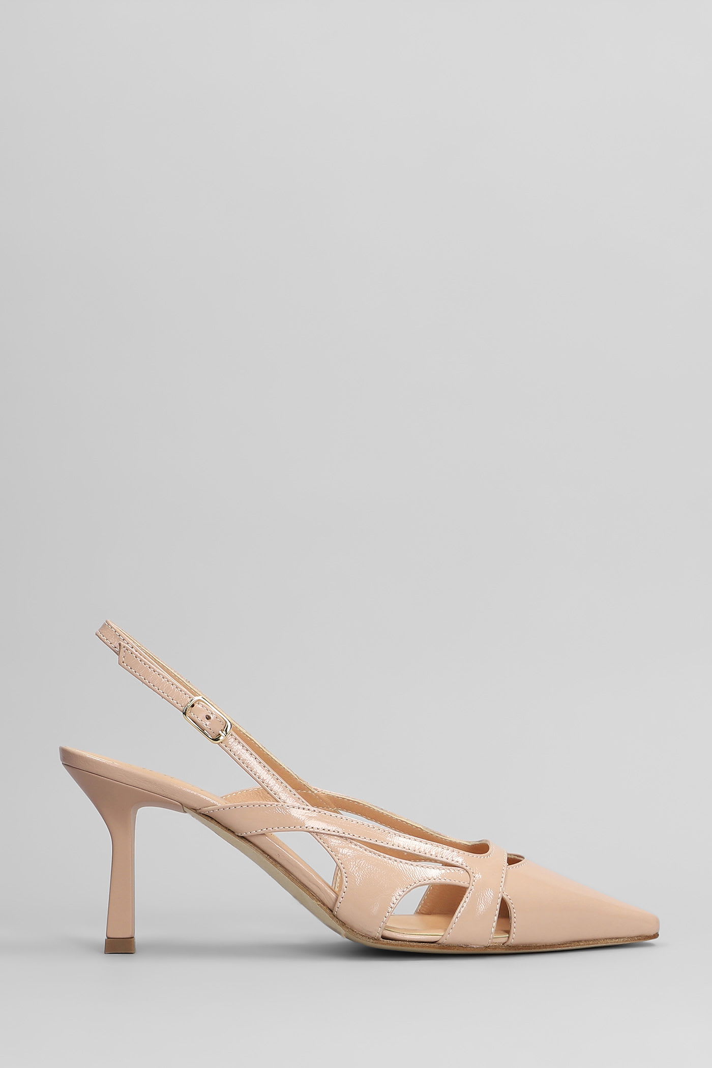 Pumps In Powder Leather