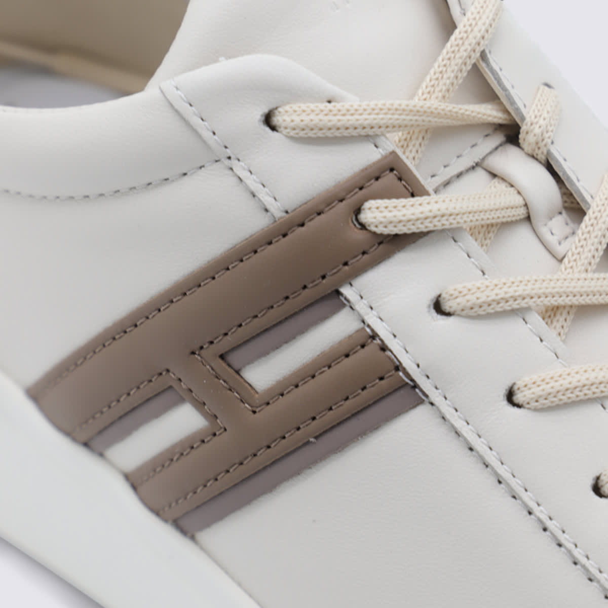 Hogan Leather Sneakers With Round Toe And Rubber Sole In White