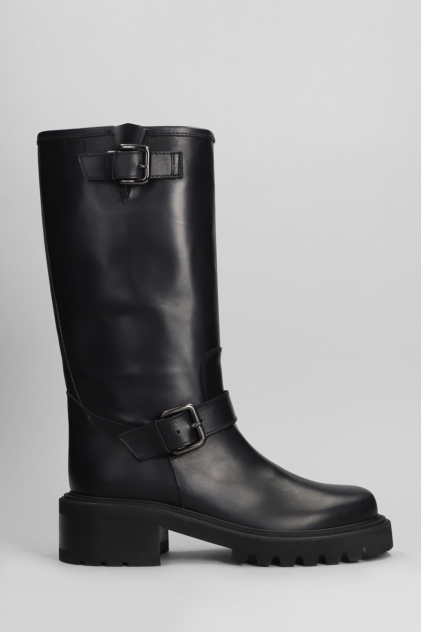 Low Heels Ankle Boots In Black Leather