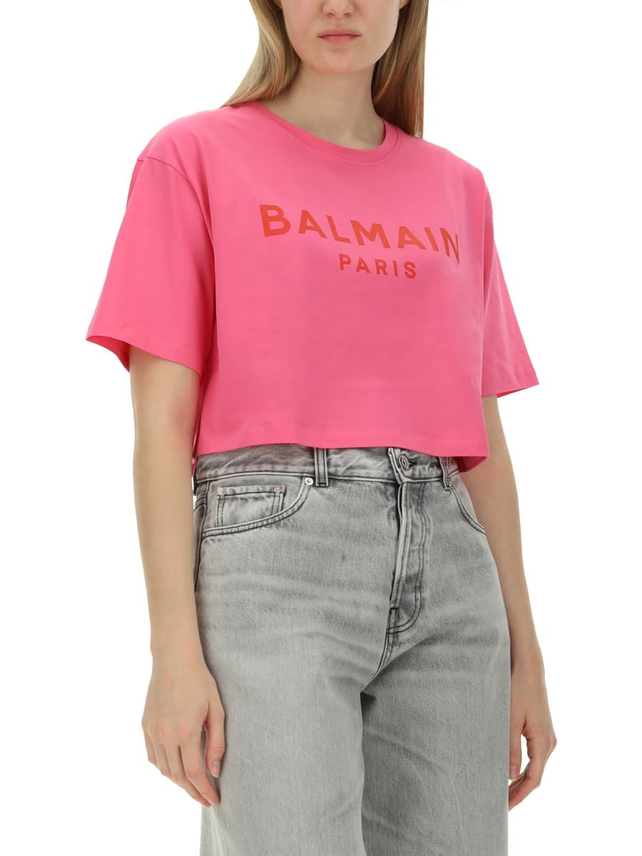 Shop Balmain T-shirt With Logo In Fuchsia