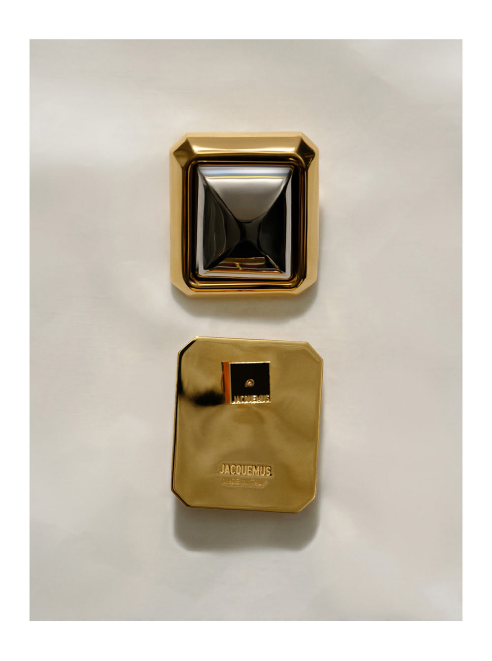 Jacquemus Les Pendants Carre In Brown