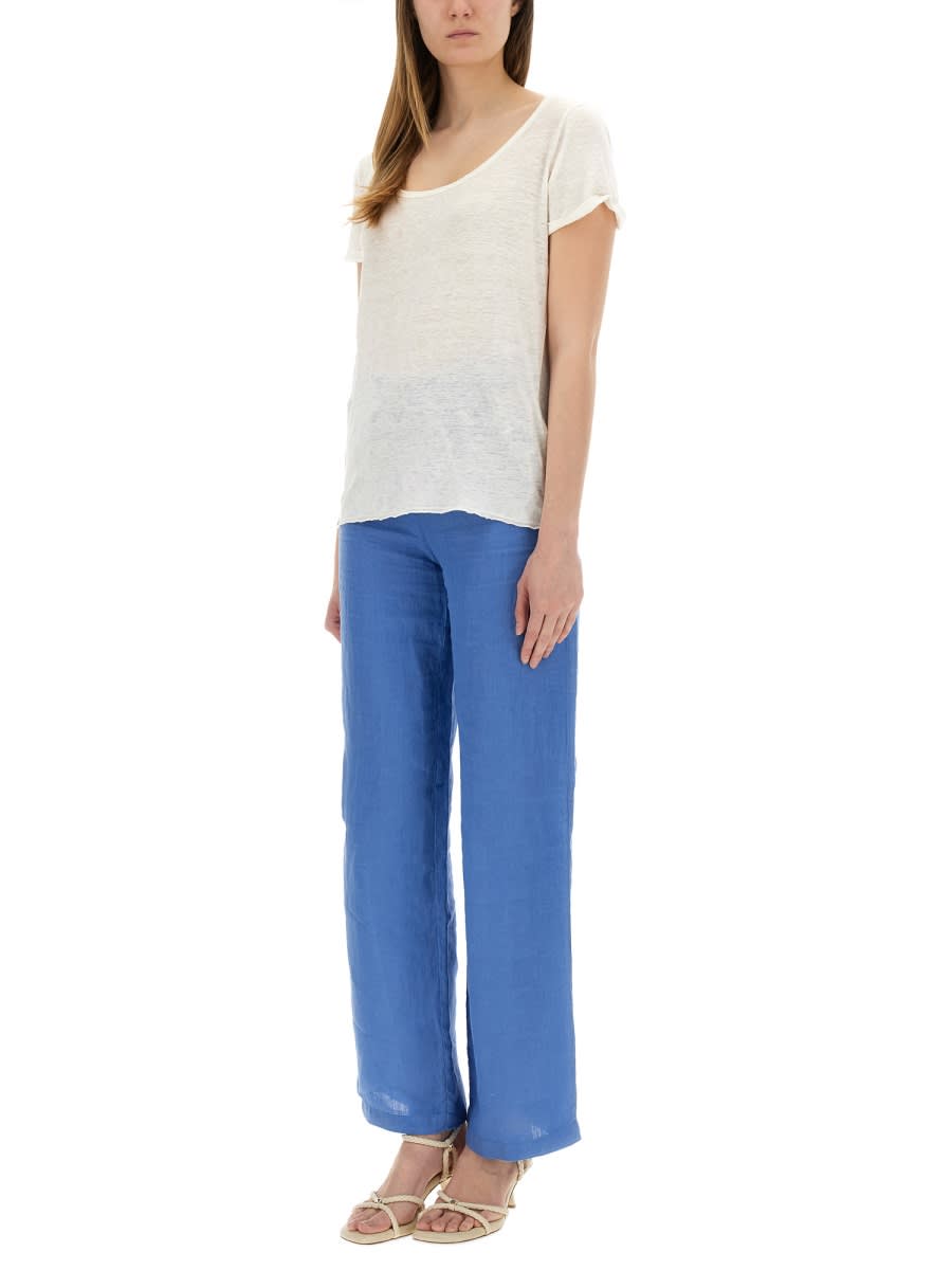 120% Lino Relaxed White Linen T-shirt With Scoop Neckline In White