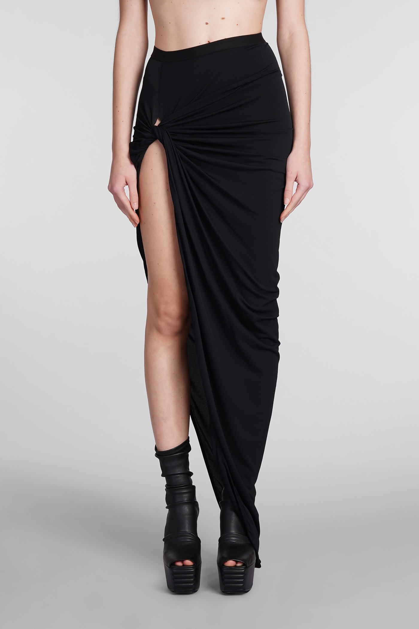 Twist Edfu Skirt In Black Viscose