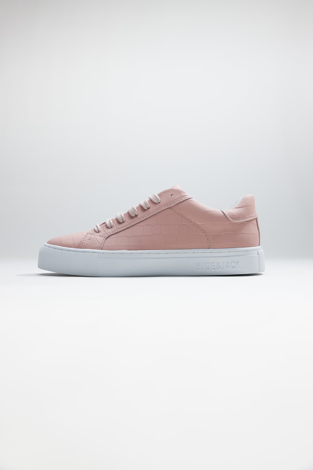 Shop Hide&amp;jack Low Top Sneaker - Essence Pink White