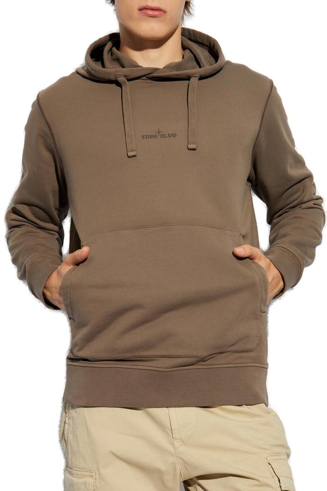 Stone Island Logo Printed Drawstring Hoodie In Walnut