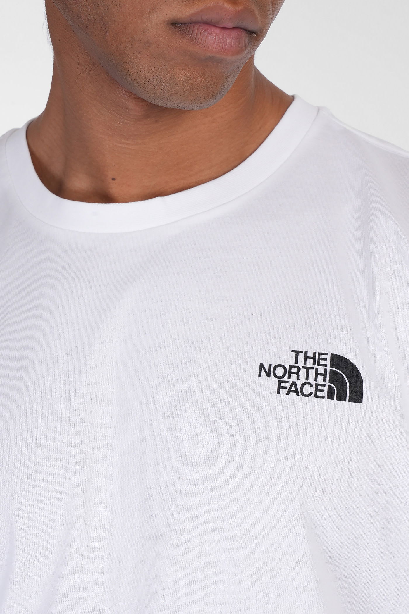 THE NORTH FACE SS BOX NSE TEE T-SHIRT IN WHITE COTTON