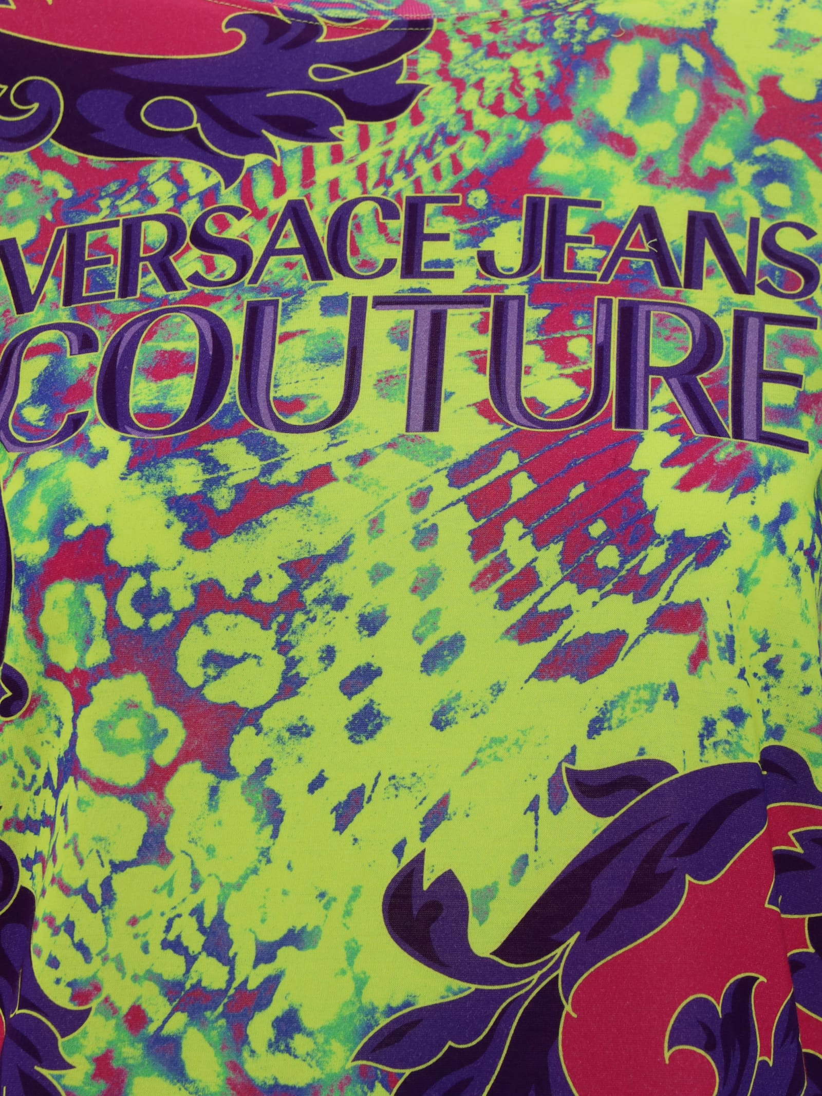 Shop Versace Jeans Couture T-shirt In Acid 76