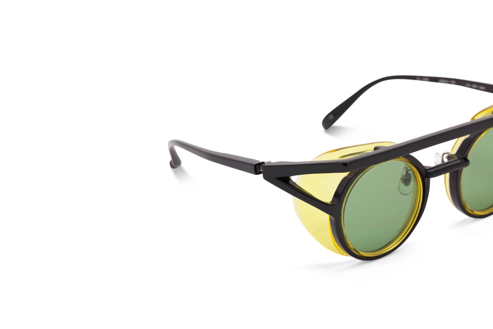 Shop Factory900 El 002-001-666 Sunglasses In Transparent Black/yellow