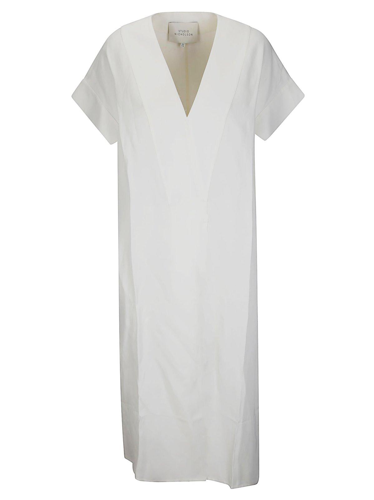 V-neck Short-sleeved Dress
