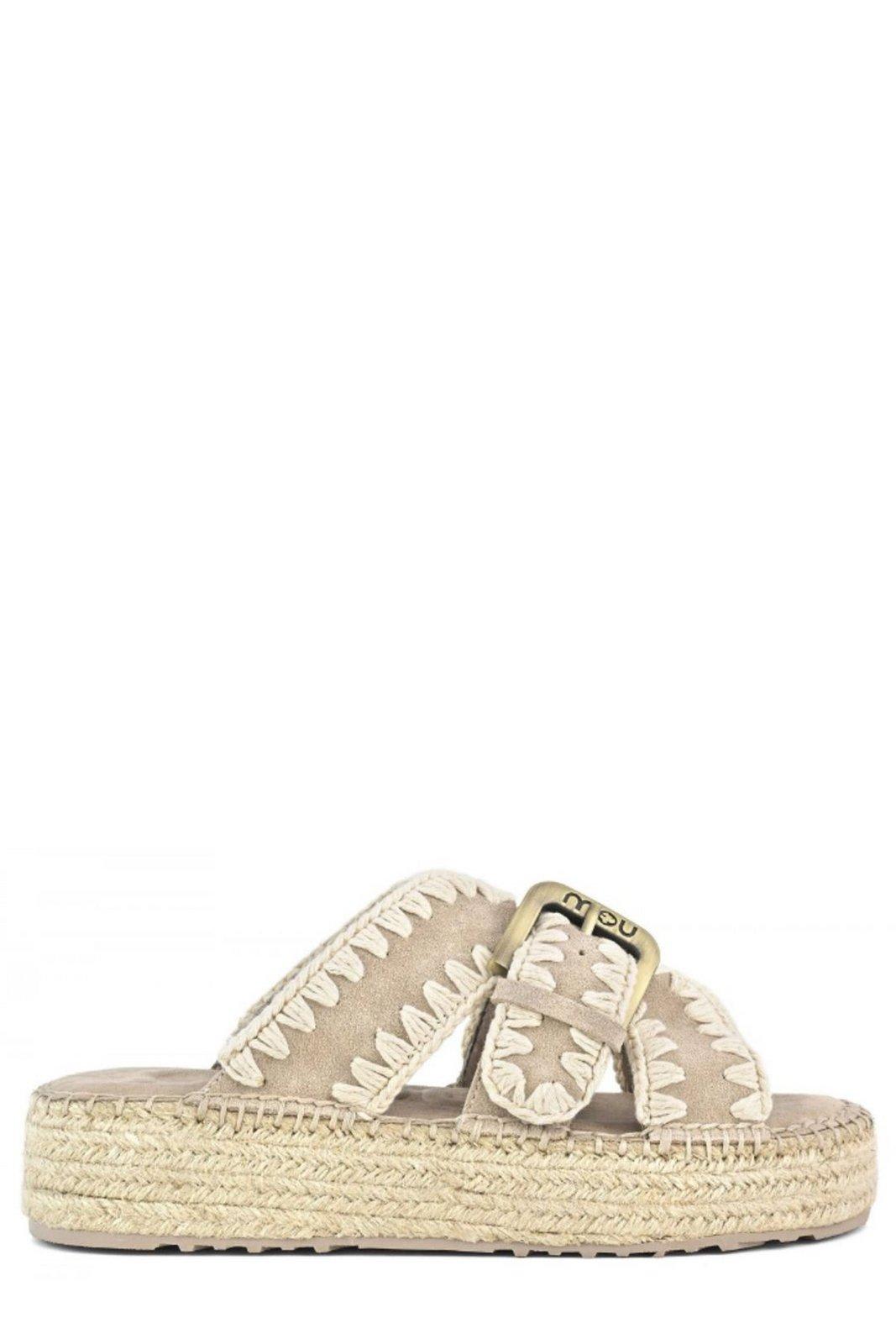 MOU CROSSOVER STRAPPED SANDALS 