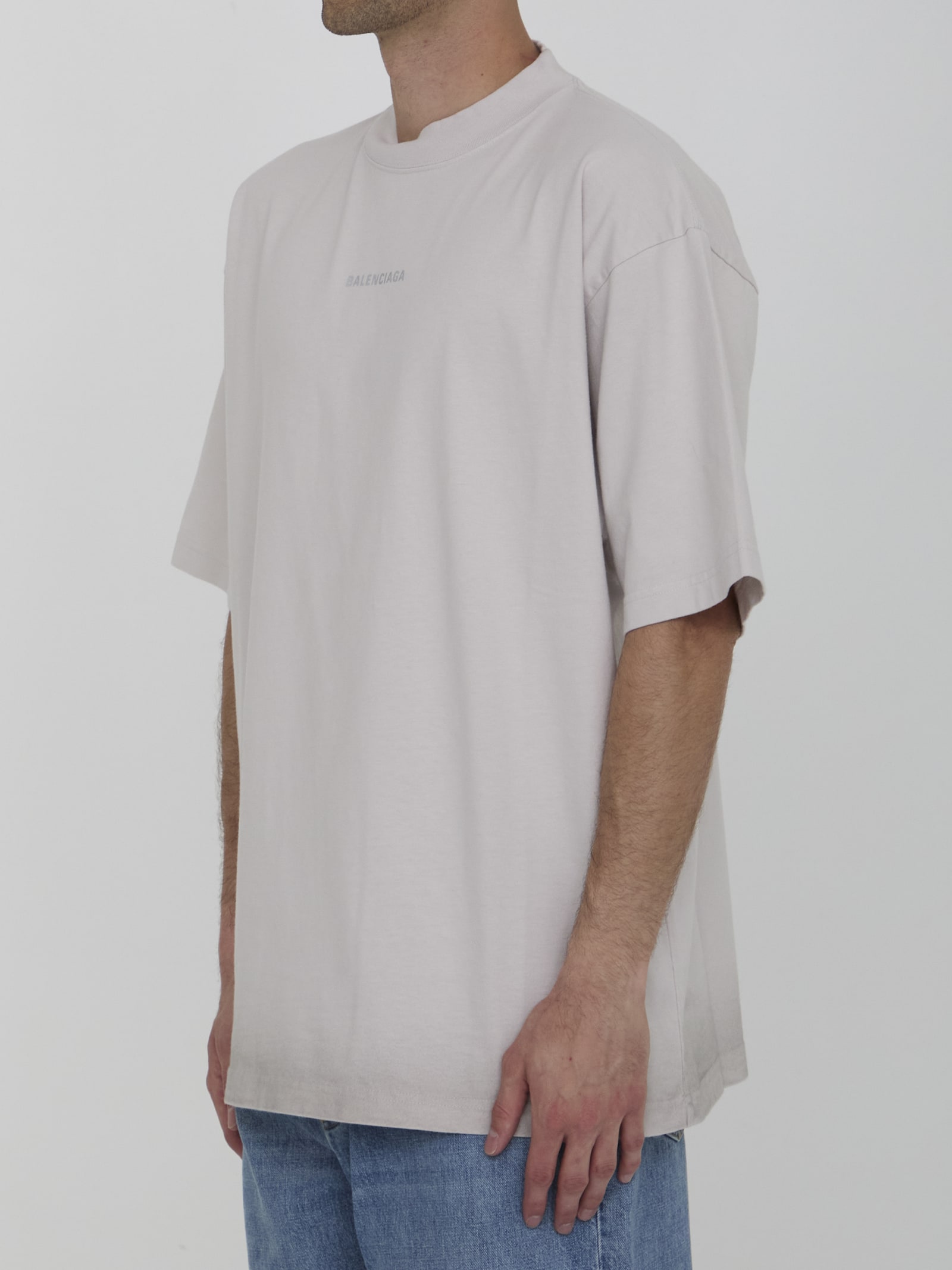 Shop Balenciaga T-shirt In Off White