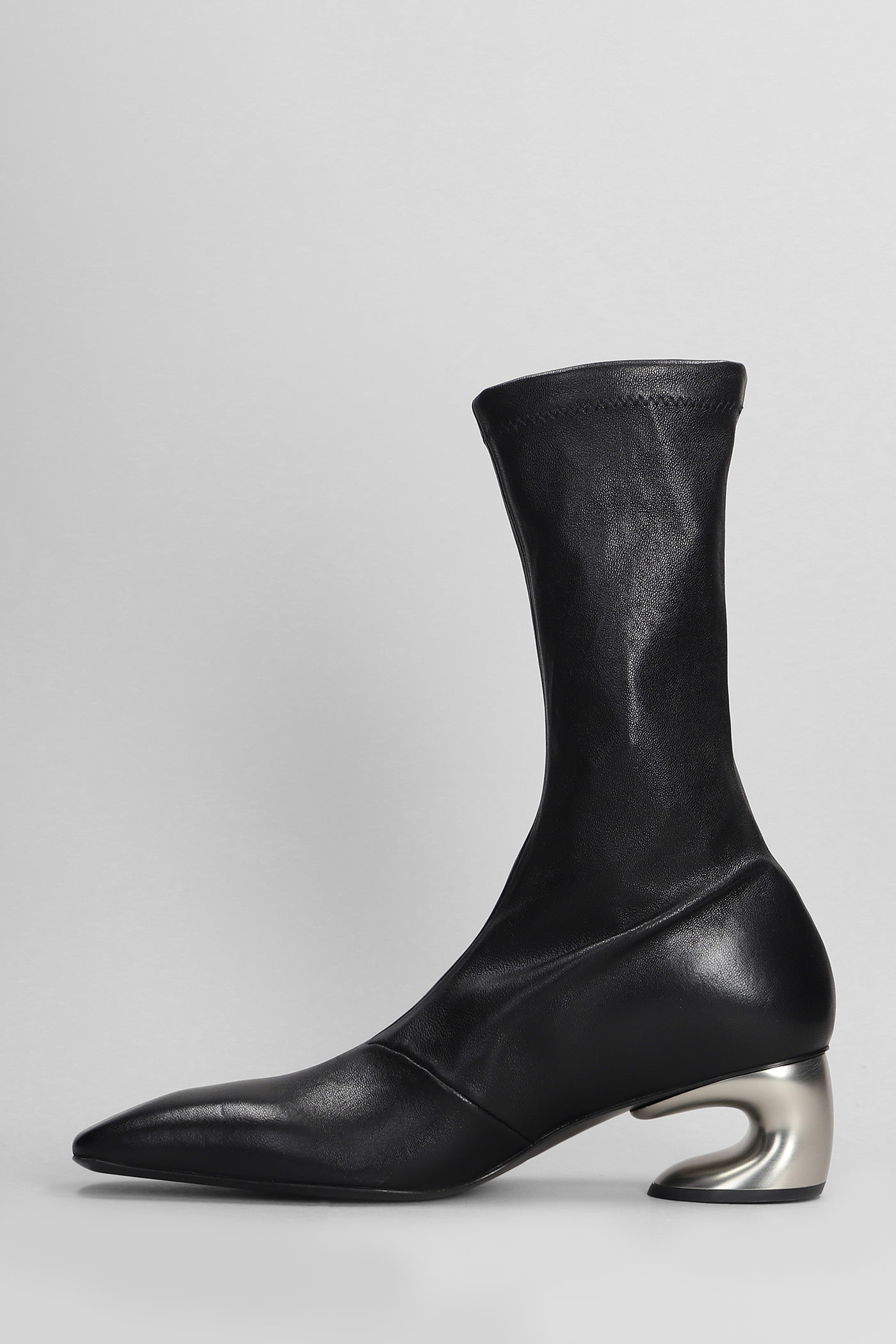 Jil Sander Leather Boot In Black