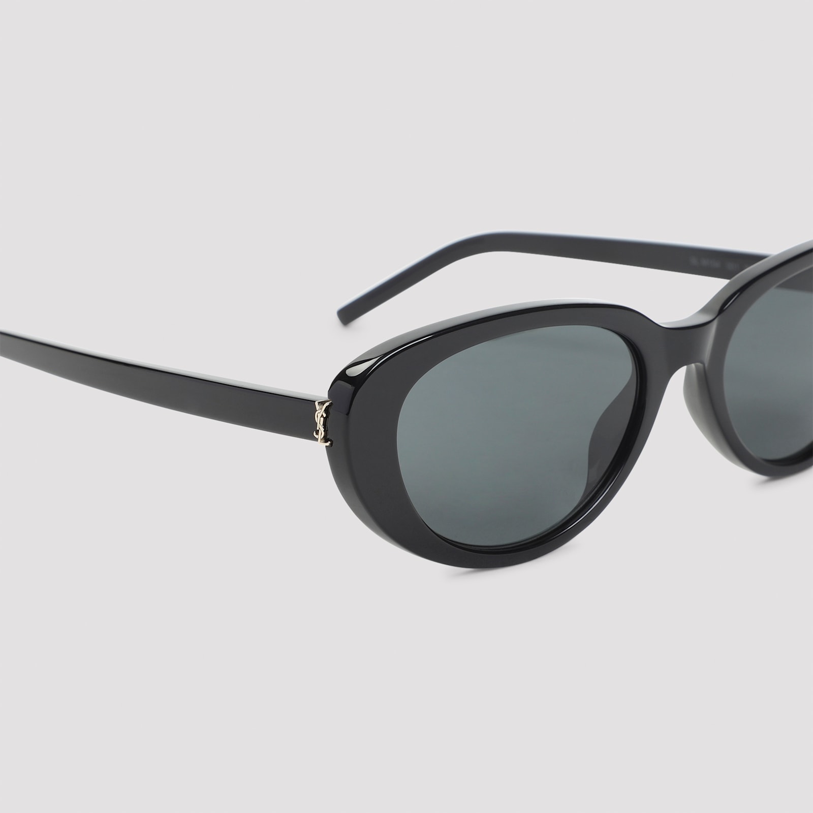Saint Laurent Oval-shaped Frame Sunglasses In Black