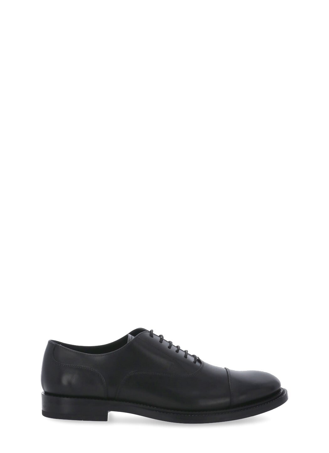 Shop Tod's Smooth Leather Lace-up In Black