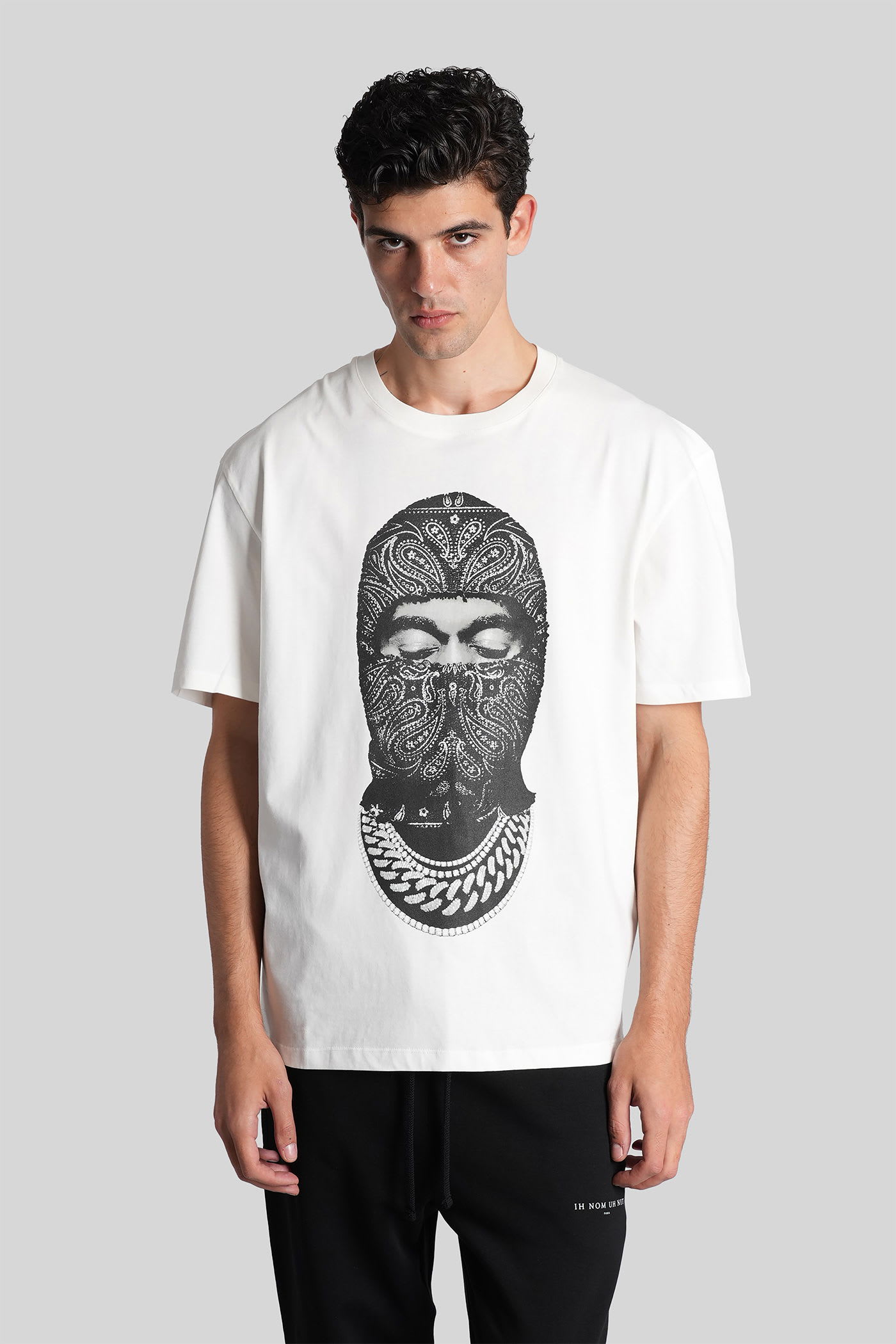 Ih Nom Uh Nit Graphic Print Crew-neck Short Sleeve T-shirt In White