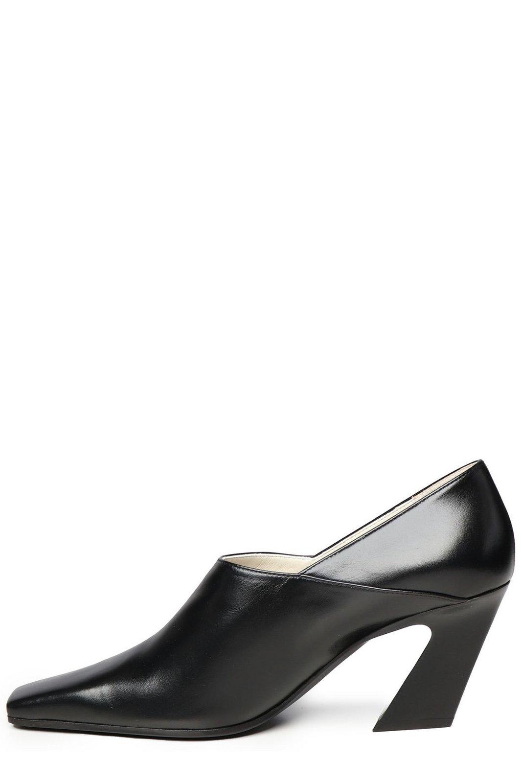 Bottega Veneta Lewis Leather Pumps In Black