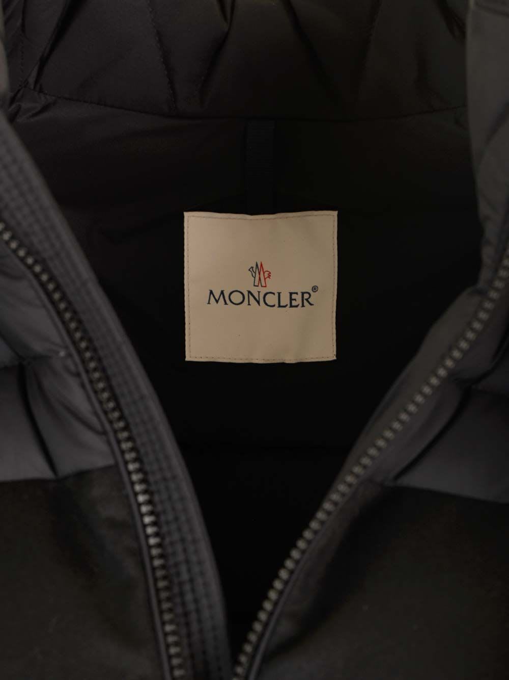 Shop Moncler Short Down Jacket Barbustel In Black