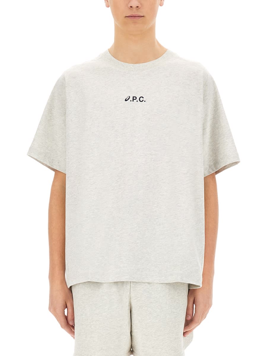 T-shirt wind