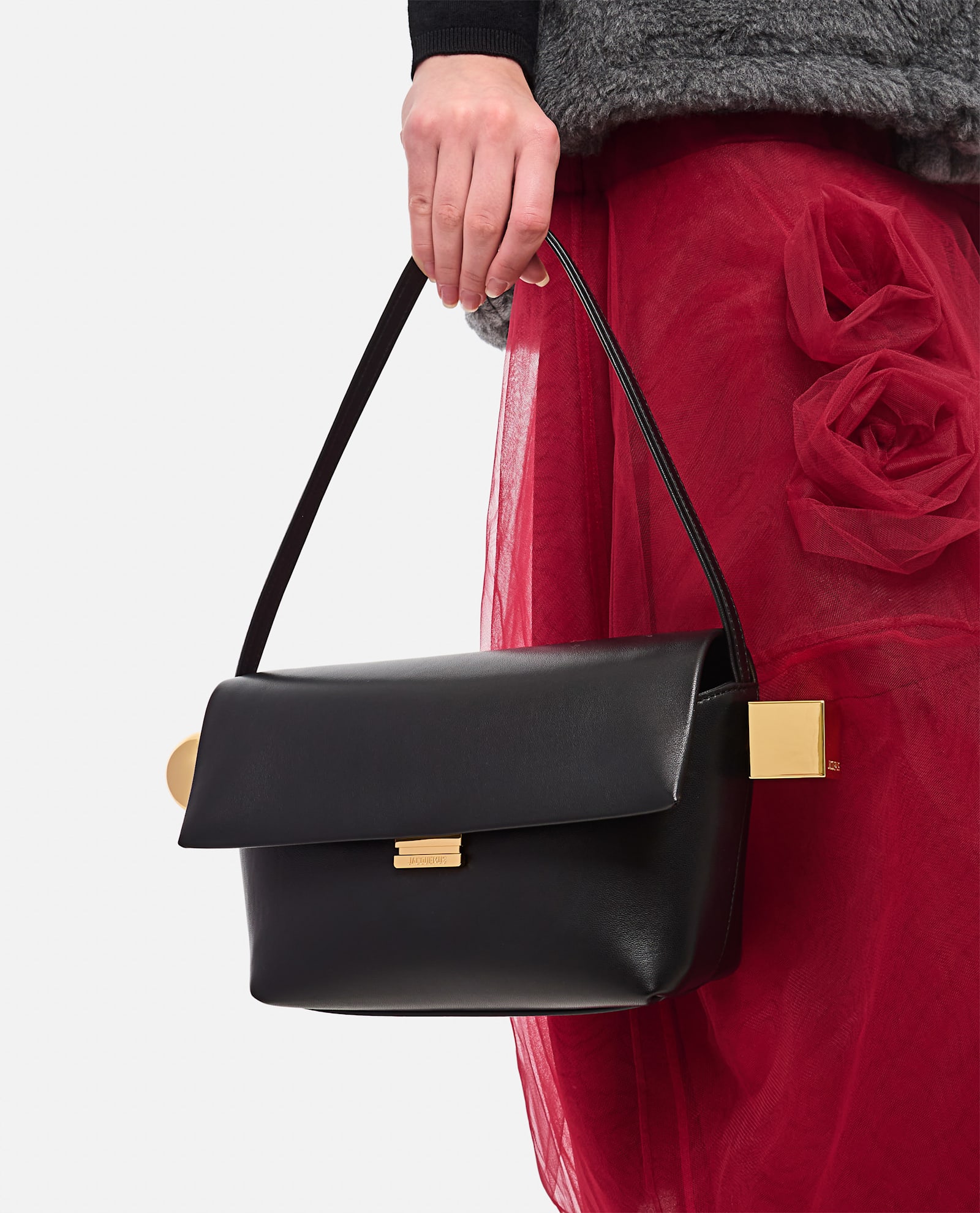 Jacquemus The Rond Carre Leather Shoulder Bag In Black