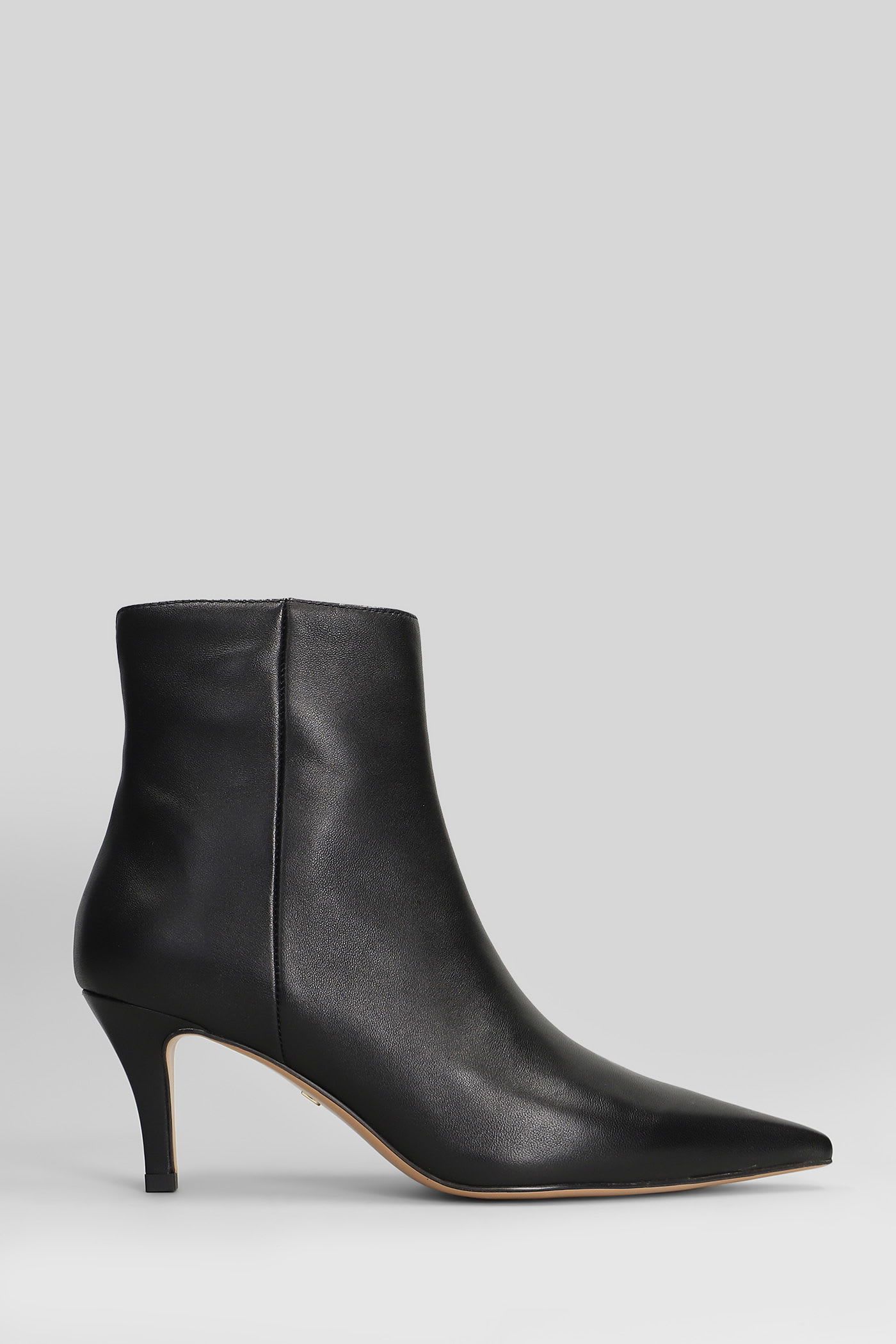 Lola Cruz High Heels Ankle Boots In Black Leather In Black